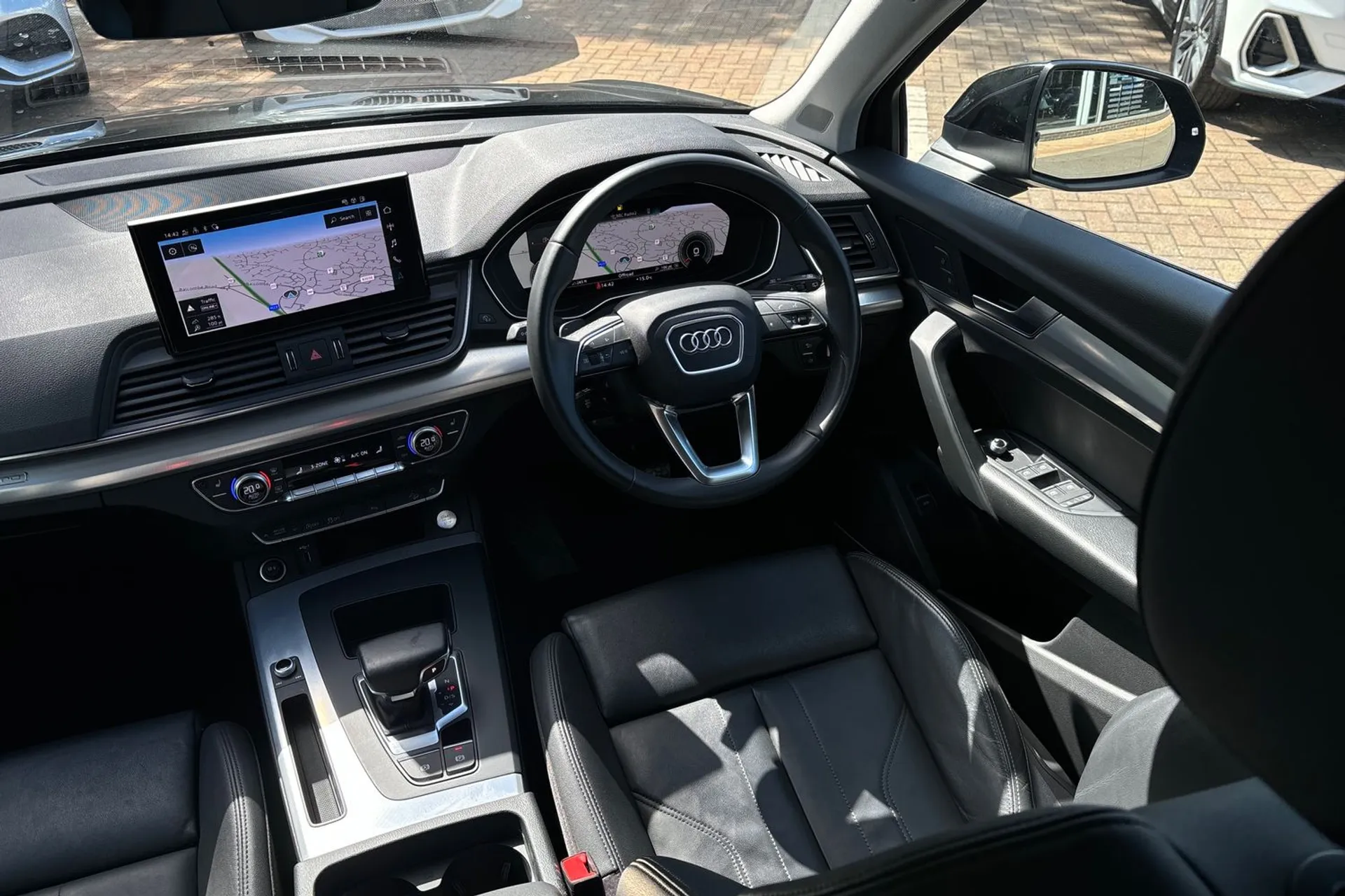 Audi Q5 thumbnail image number 34