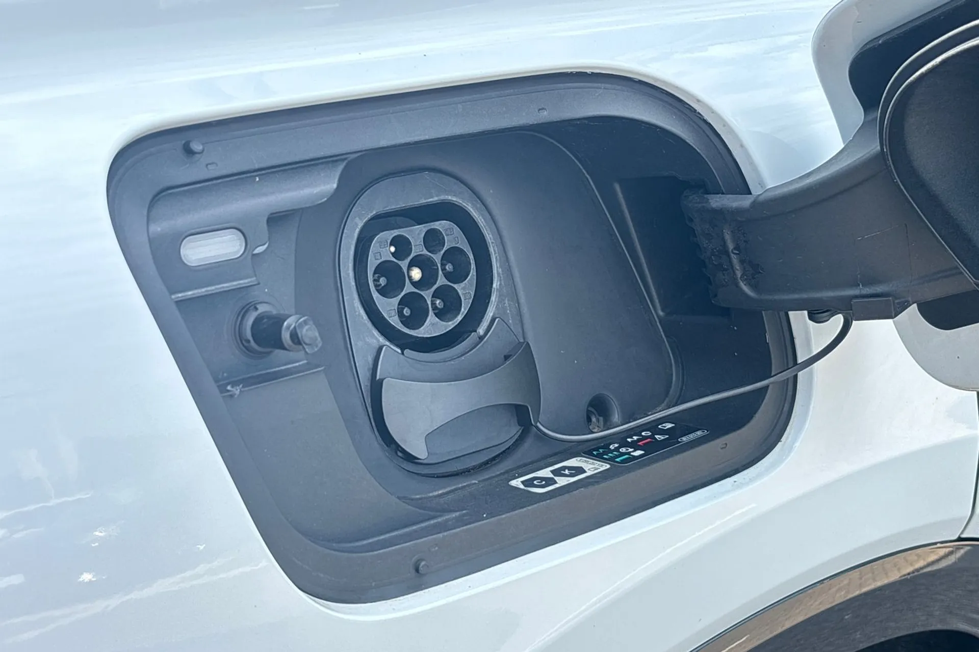 Audi Q4 thumbnail image number 17