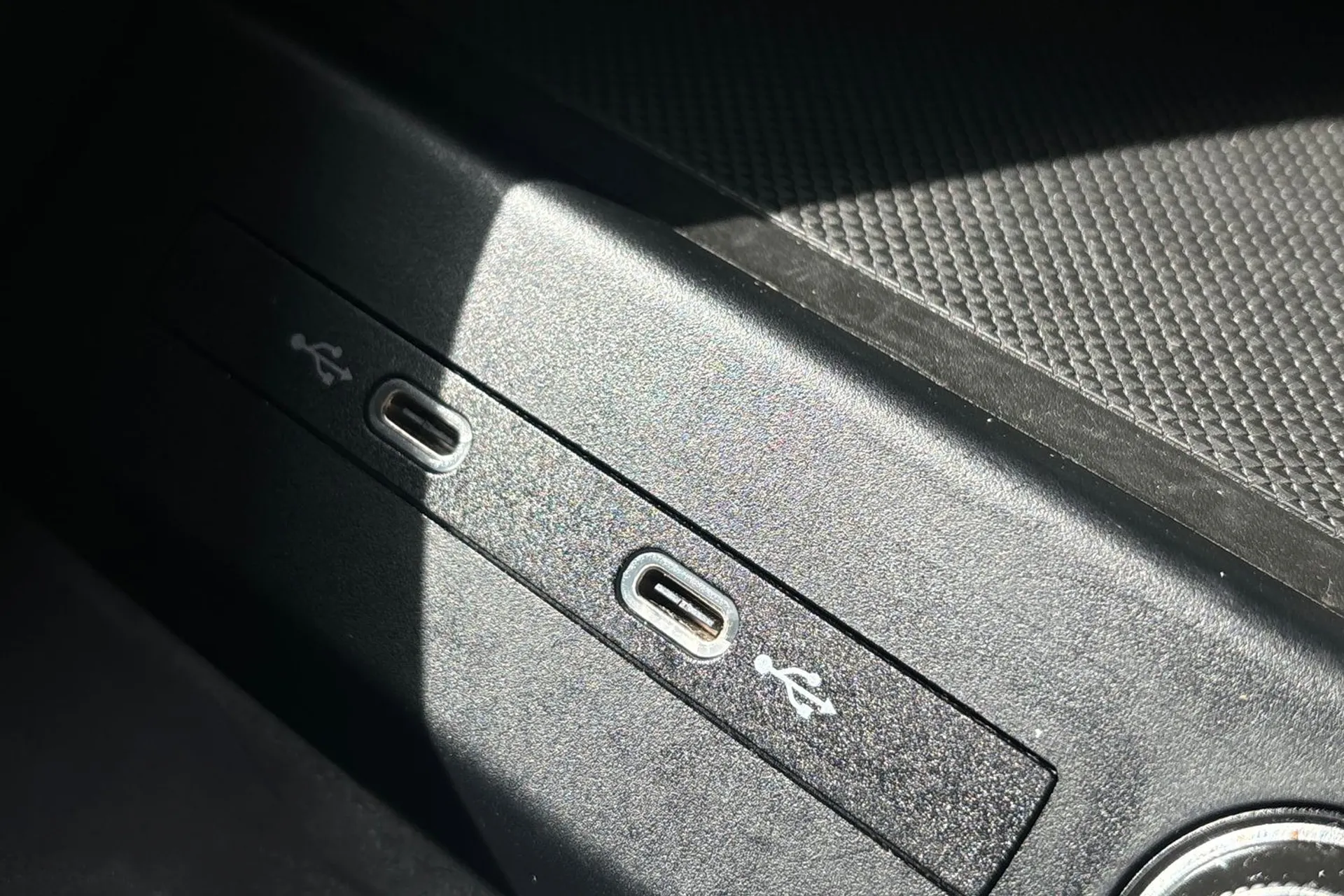 Audi Q4 thumbnail image number 44