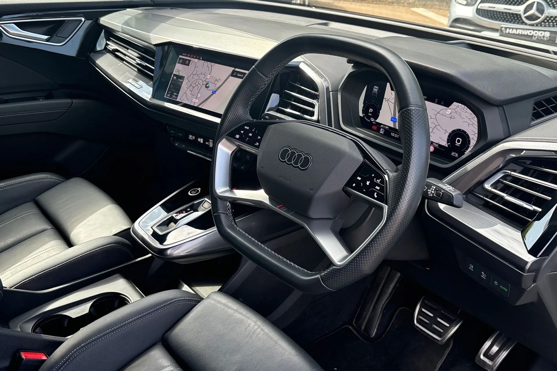 Audi Q4 thumbnail image number 25