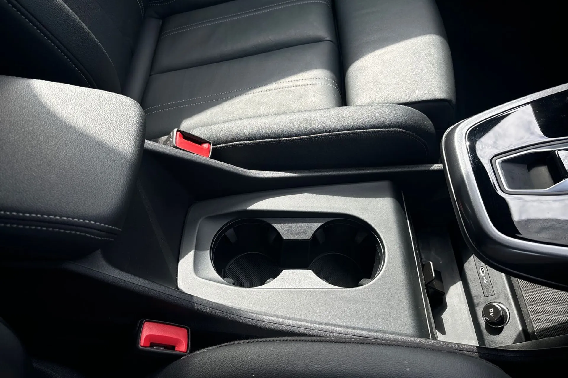 Audi Q4 thumbnail image number 43