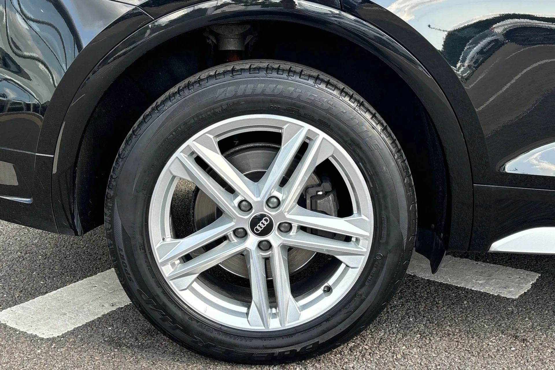 Audi Q5 thumbnail image number 13