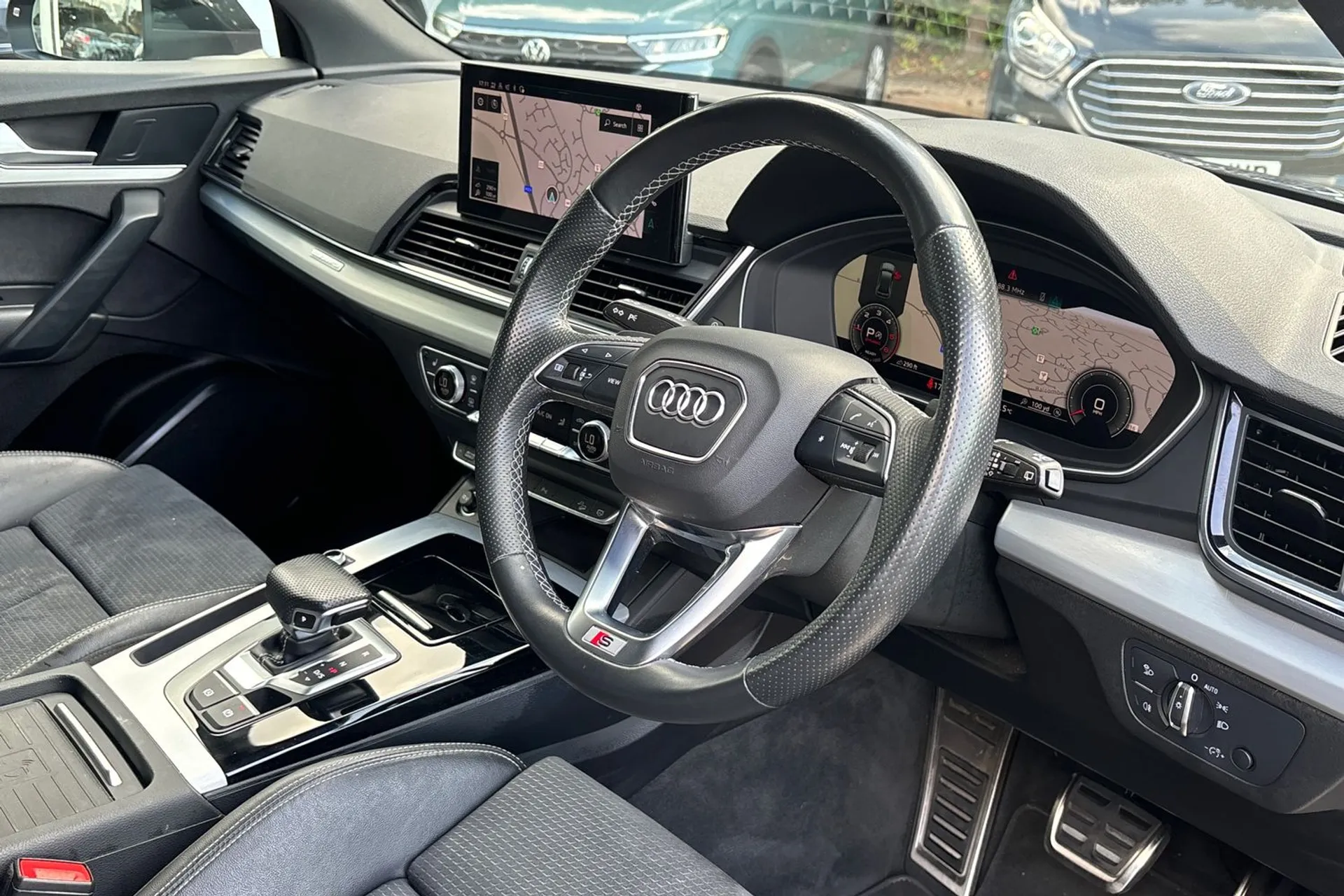Audi Q5 thumbnail image number 26