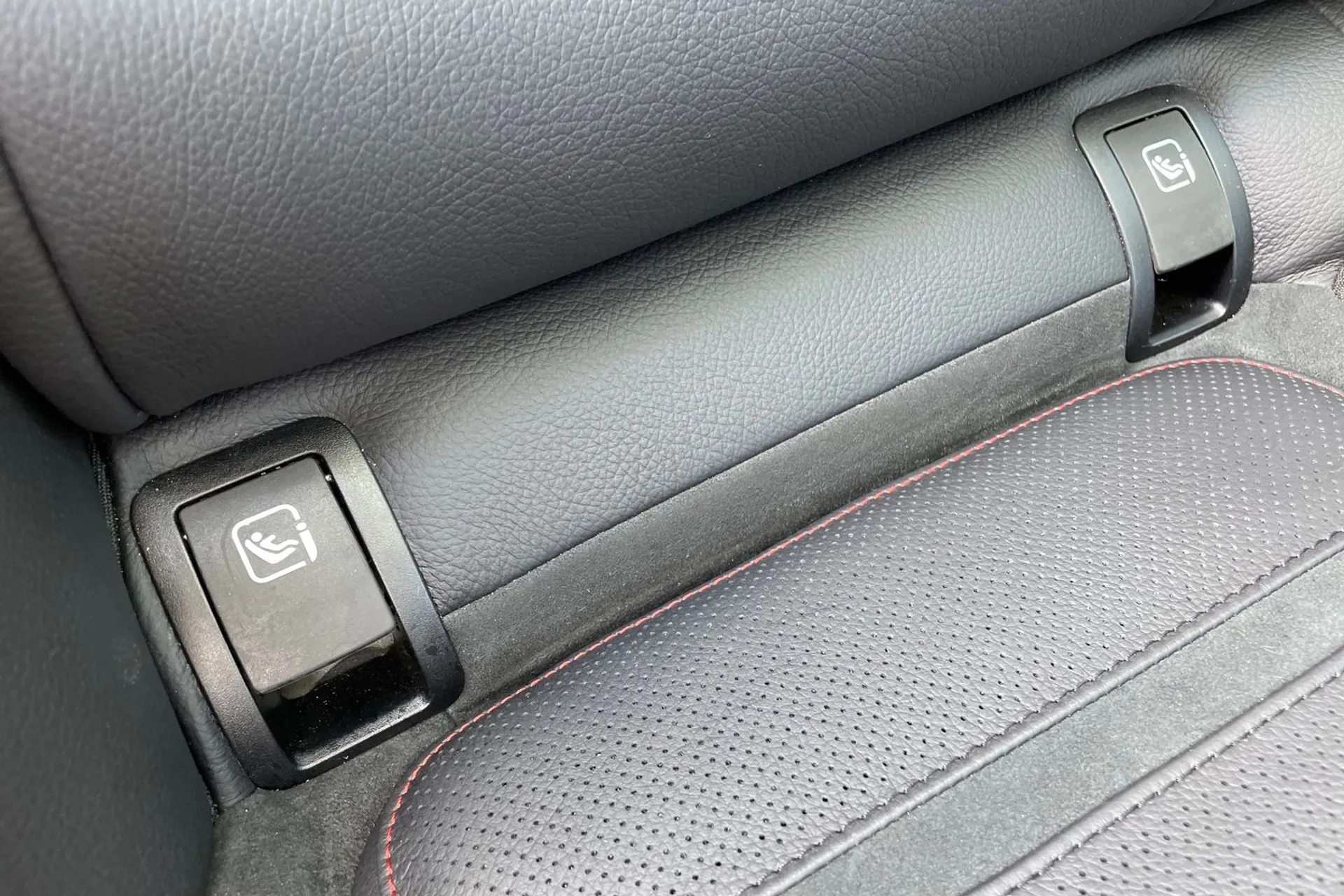 MERCEDES-BENZ C CLASS thumbnail image number 44
