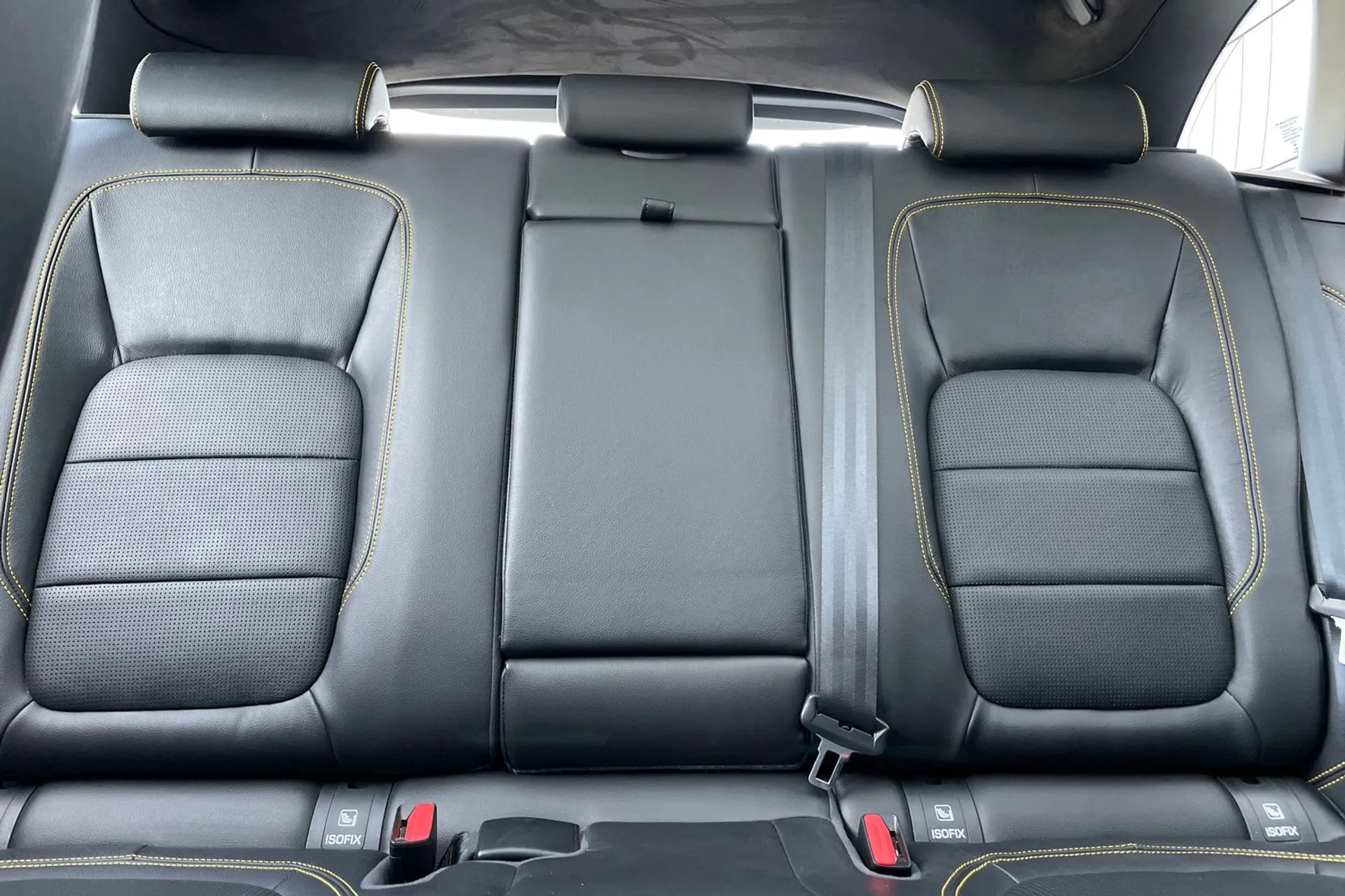 Jaguar F-PACE thumbnail image number 37