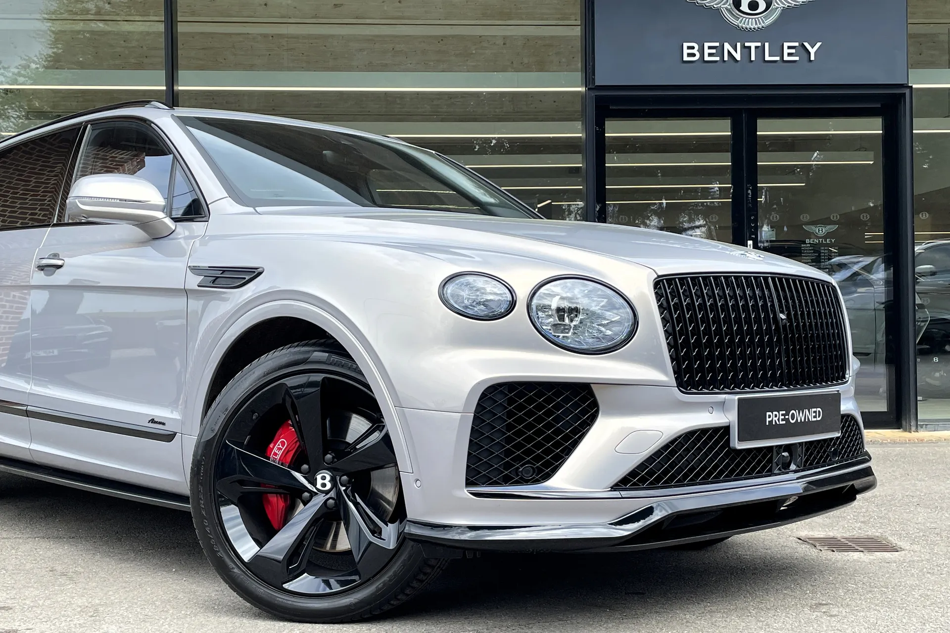 Bentley BENTAYGA thumbnail image number 10