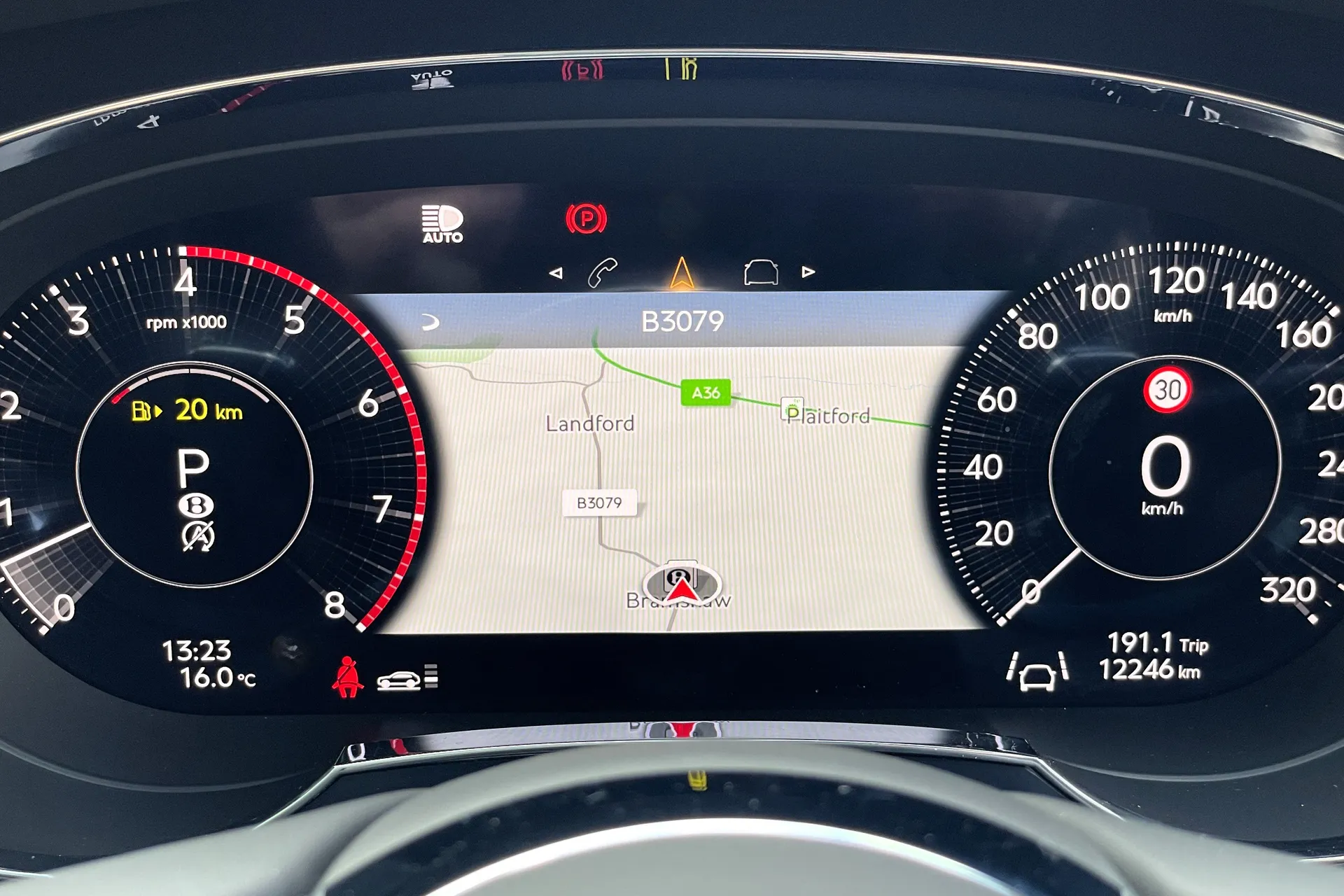 Bentley BENTAYGA thumbnail image number 51