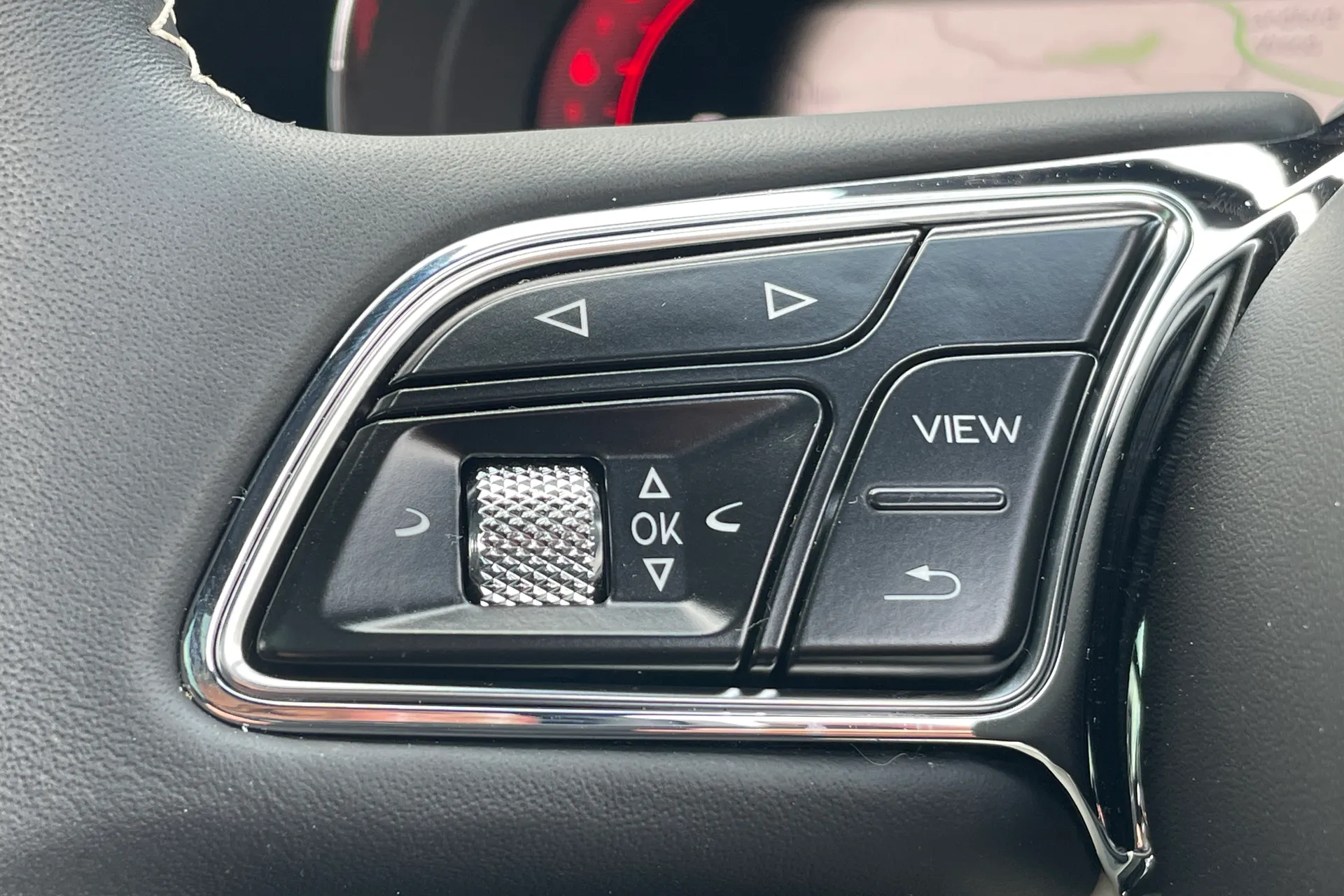 Bentley BENTAYGA thumbnail image number 48
