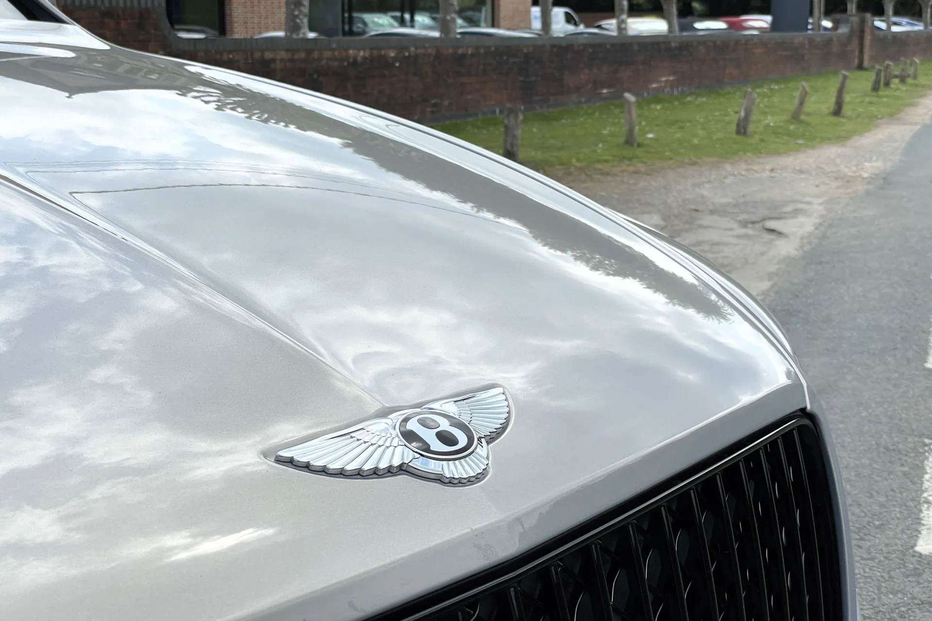 Bentley BENTAYGA thumbnail image number 56