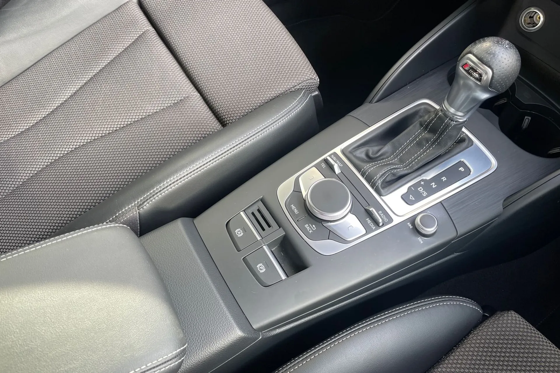 Audi A3 thumbnail image number 40