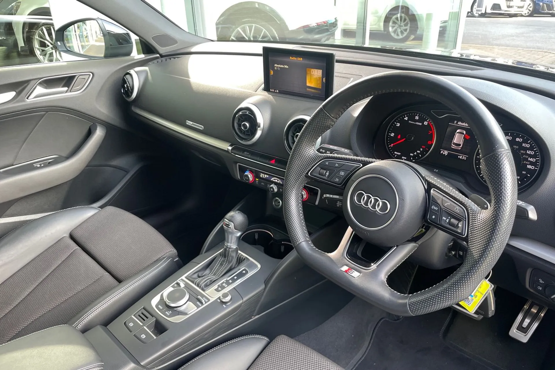 Audi A3 thumbnail image number 25