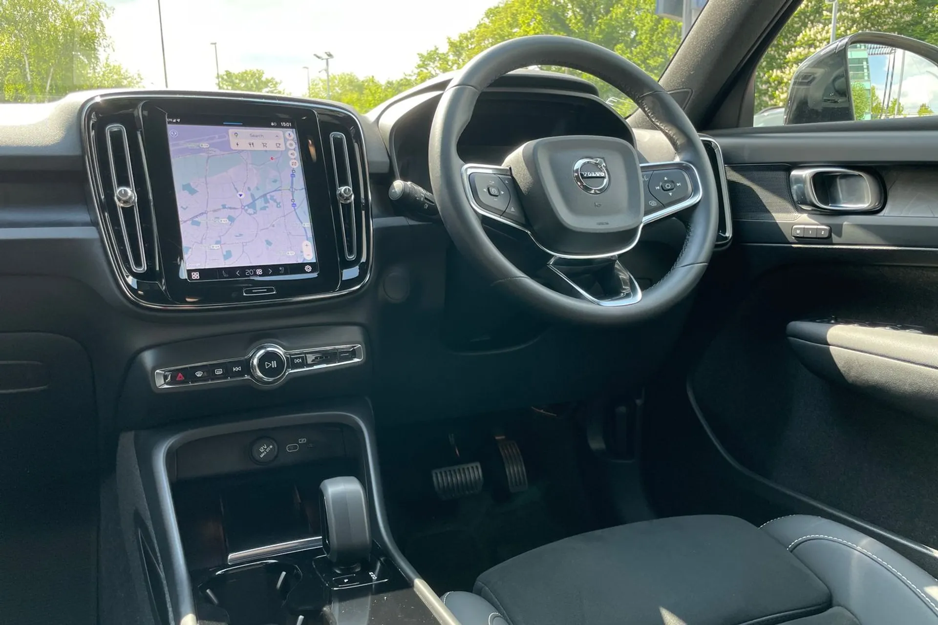 Volvo XC40 thumbnail image number 34
