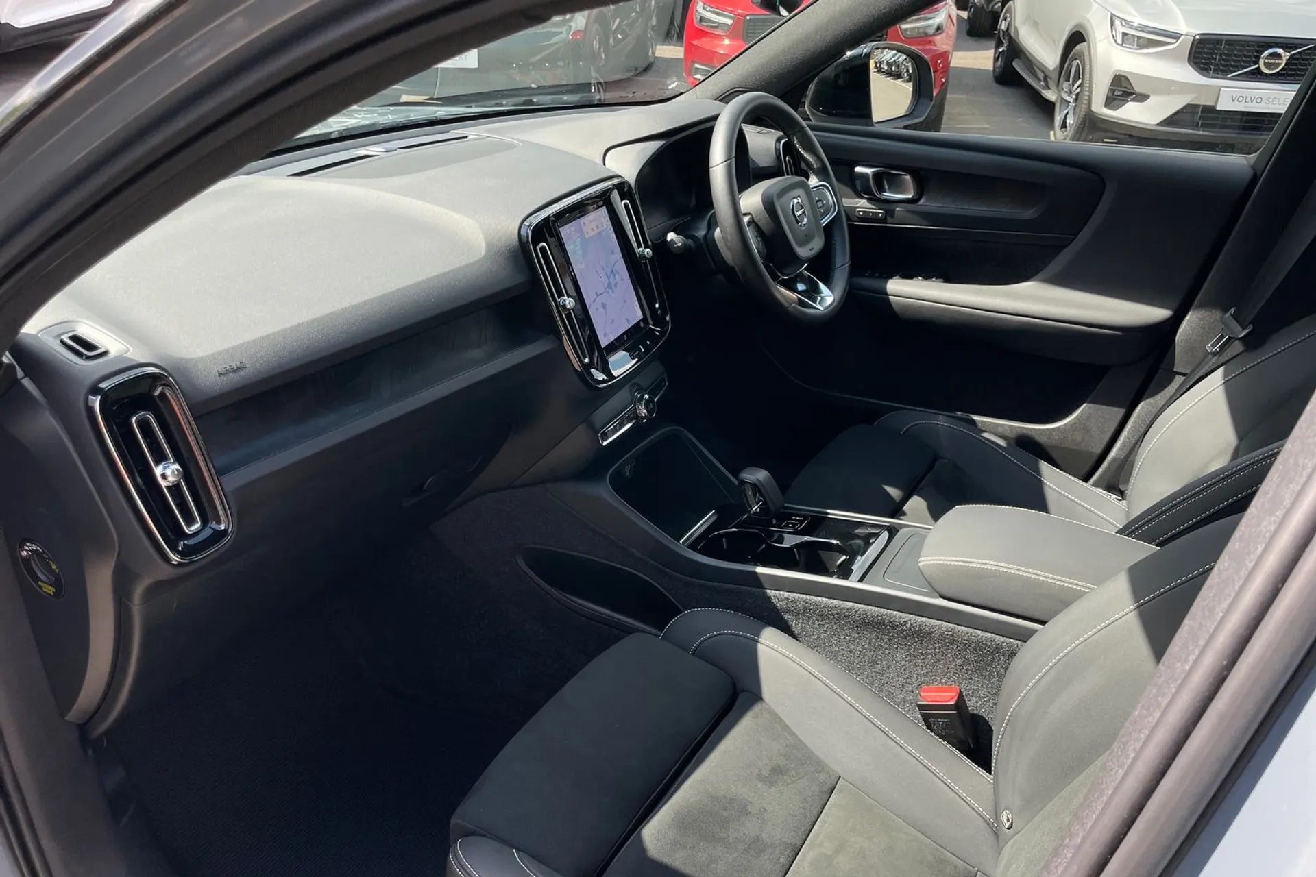 Volvo XC40 thumbnail image number 26