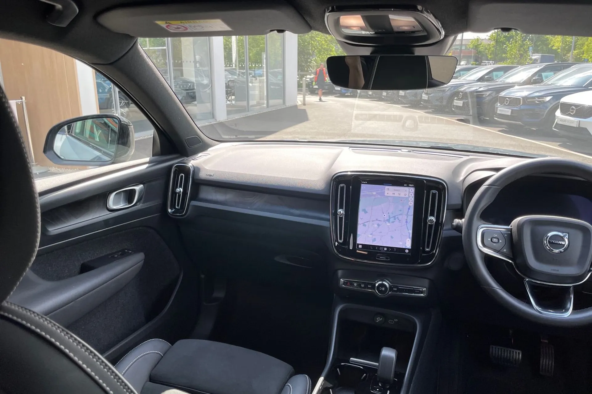Volvo XC40 thumbnail image number 31