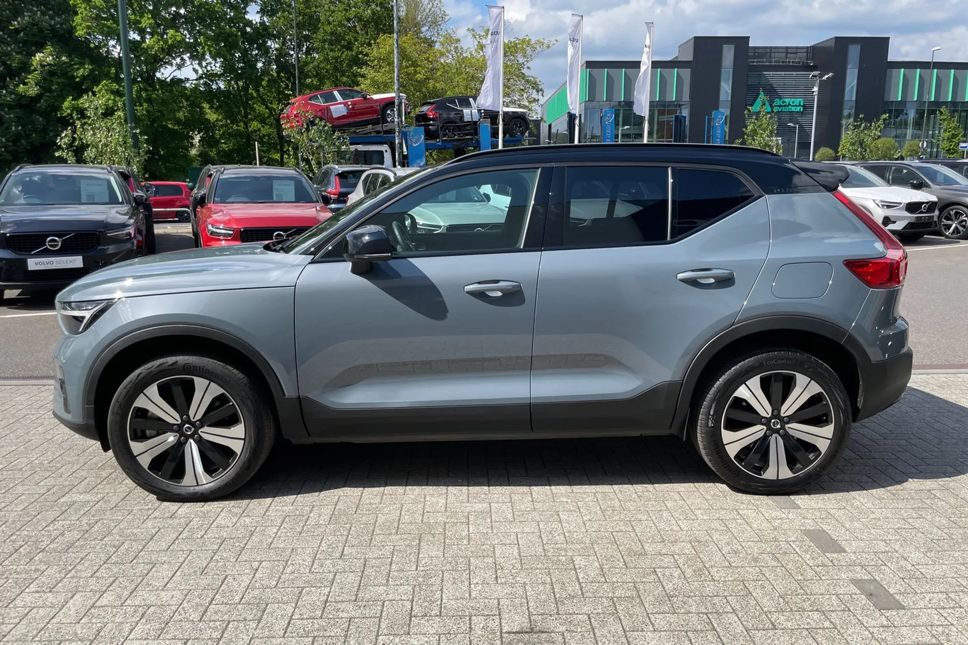 Volvo XC40 thumbnail image number 10