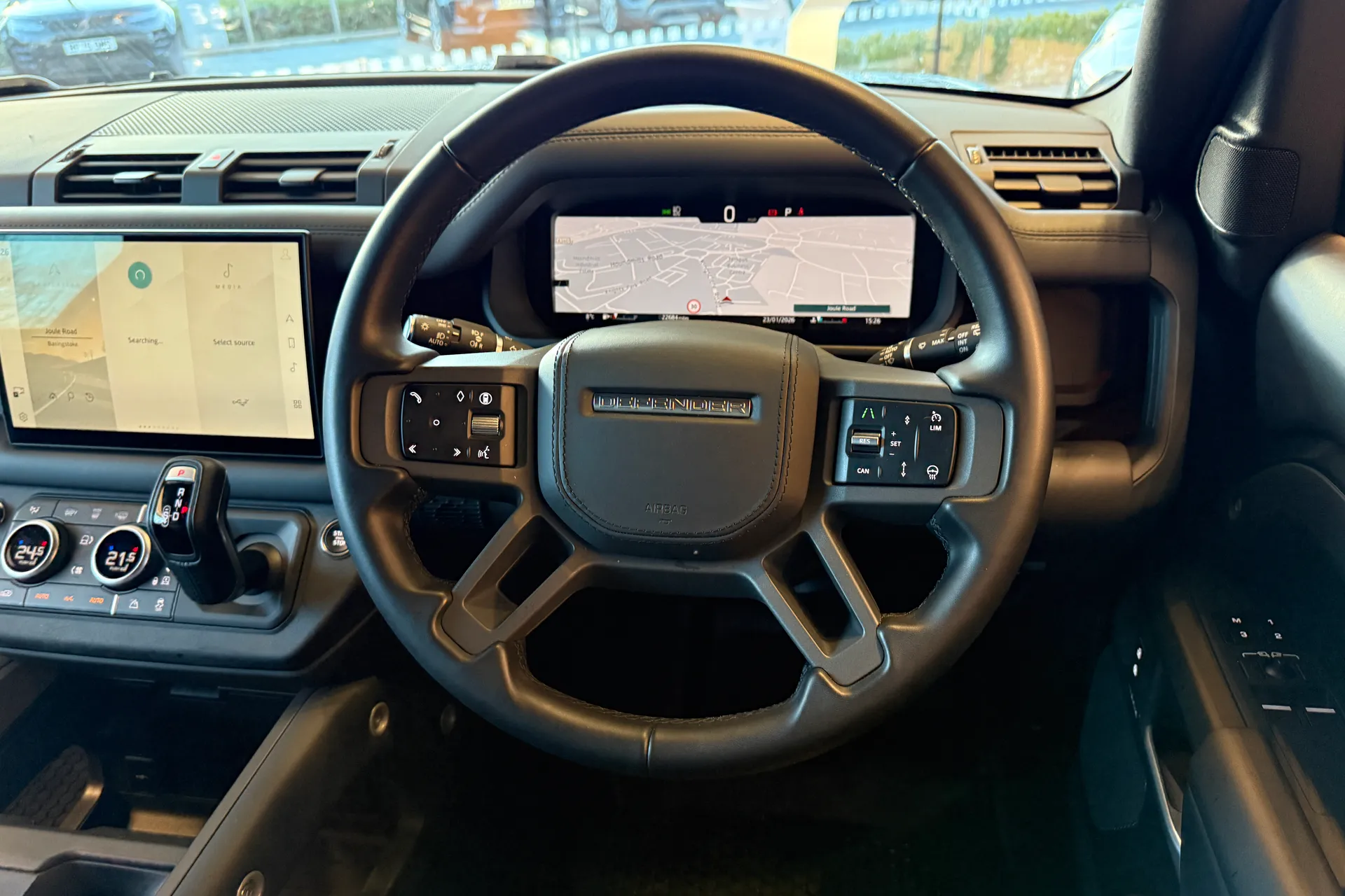 LAND ROVER DEFENDER thumbnail image number 11