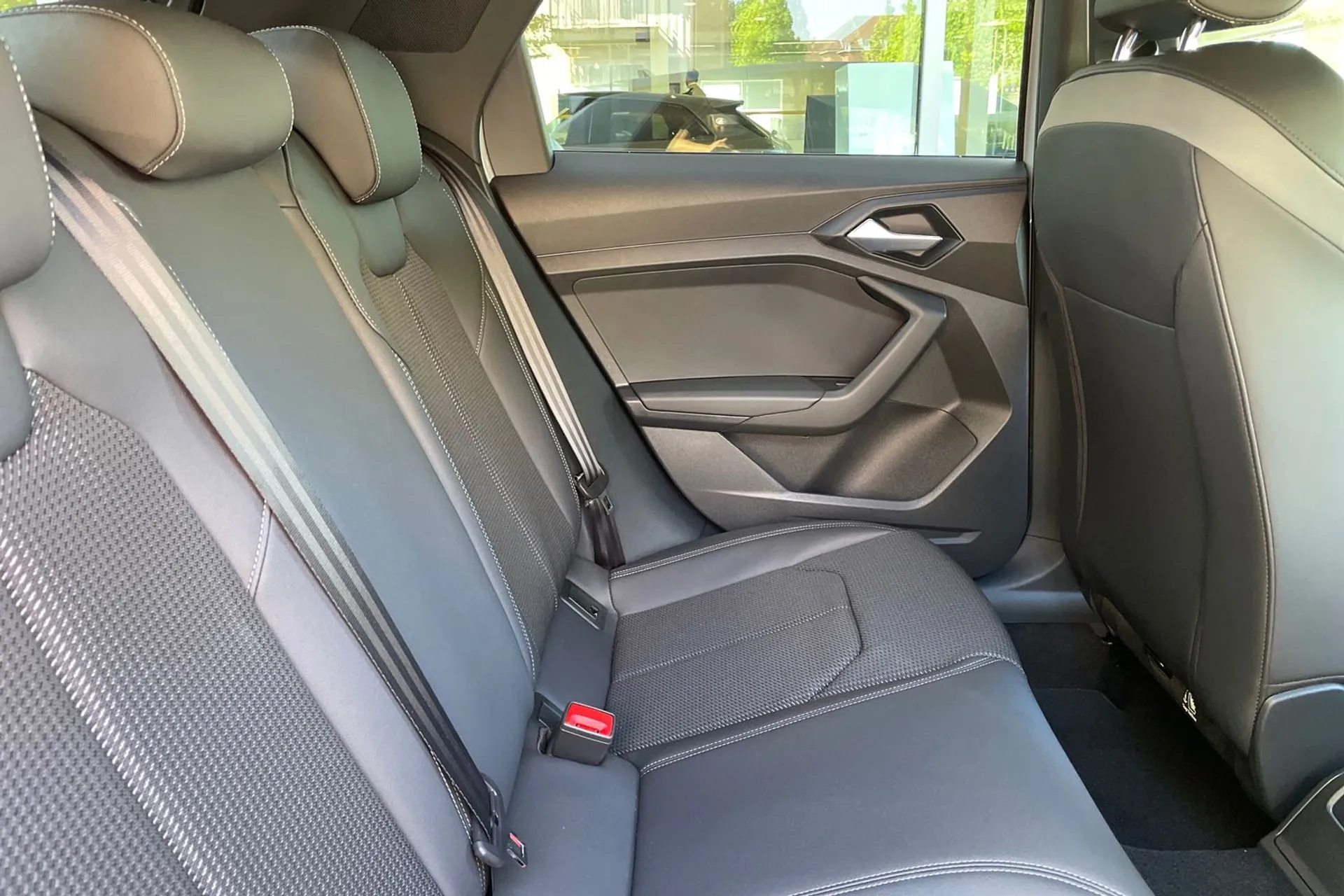 Audi A1 thumbnail image number 22