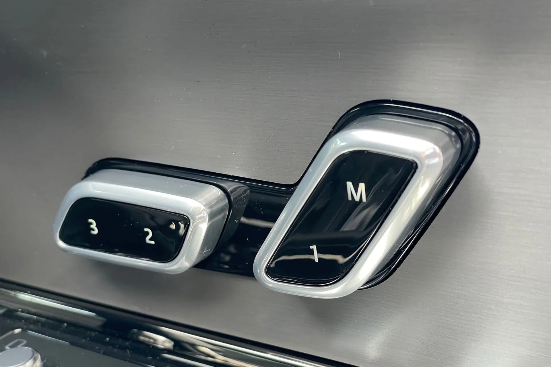 LAND ROVER RANGE ROVER SPORT thumbnail image number 56