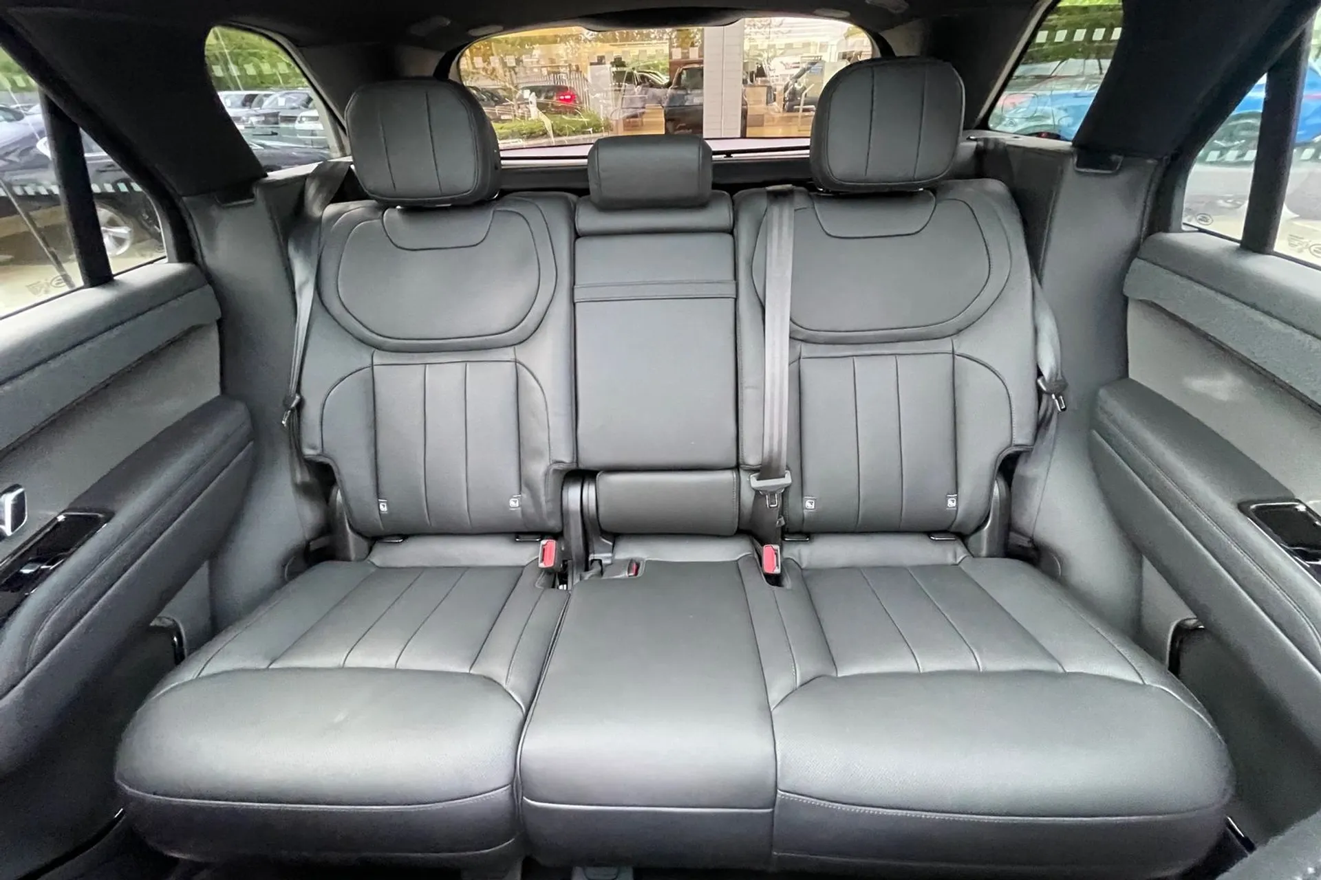 LAND ROVER RANGE ROVER SPORT thumbnail image number 11