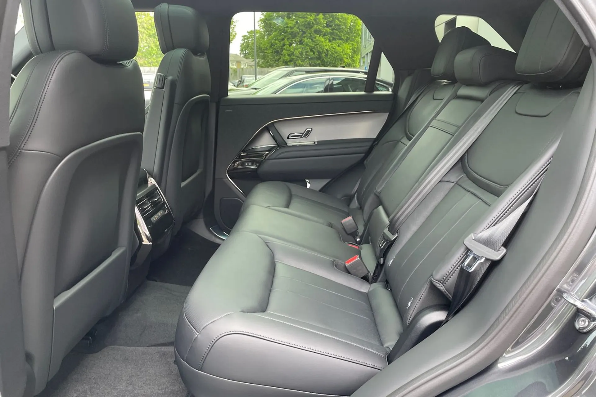 LAND ROVER RANGE ROVER SPORT thumbnail image number 53