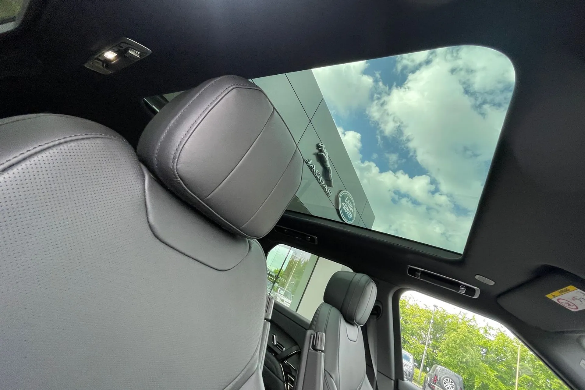 LAND ROVER RANGE ROVER SPORT thumbnail image number 37