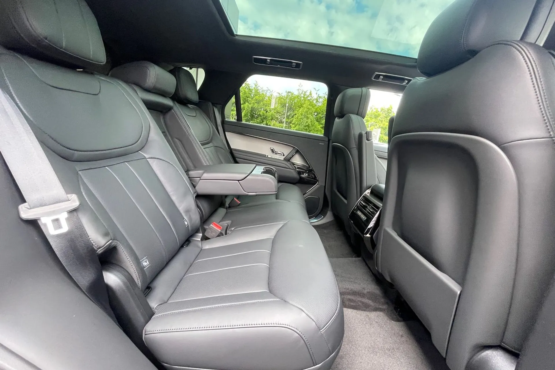 LAND ROVER RANGE ROVER SPORT thumbnail image number 44