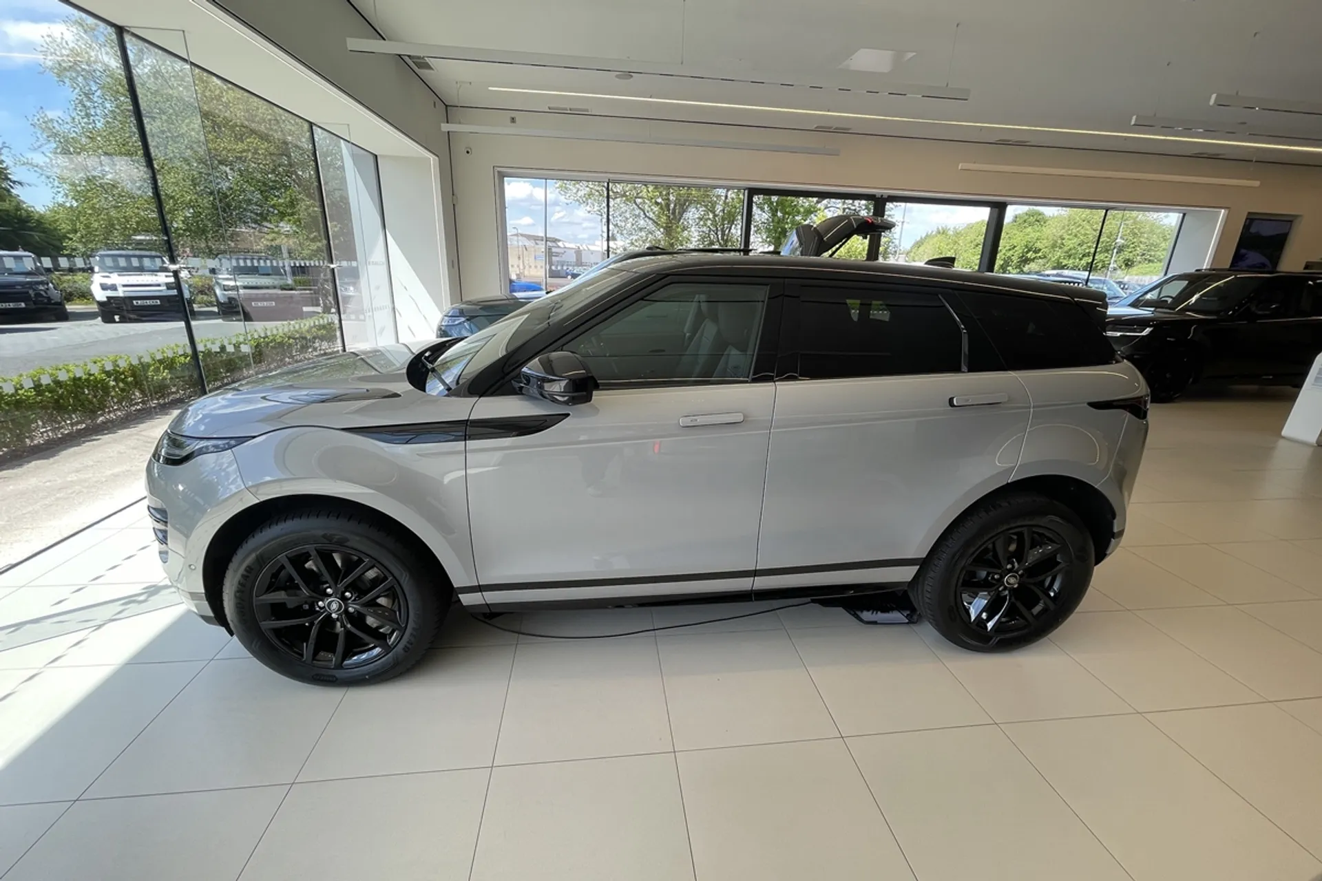 LAND ROVER RANGE ROVER EVOQUE thumbnail image number 19
