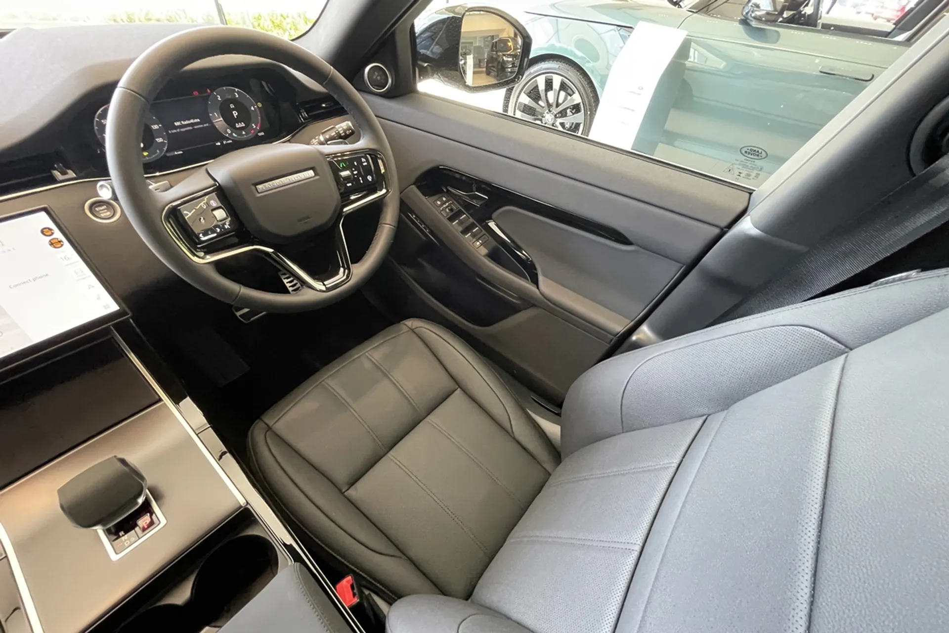 LAND ROVER RANGE ROVER EVOQUE thumbnail image number 10