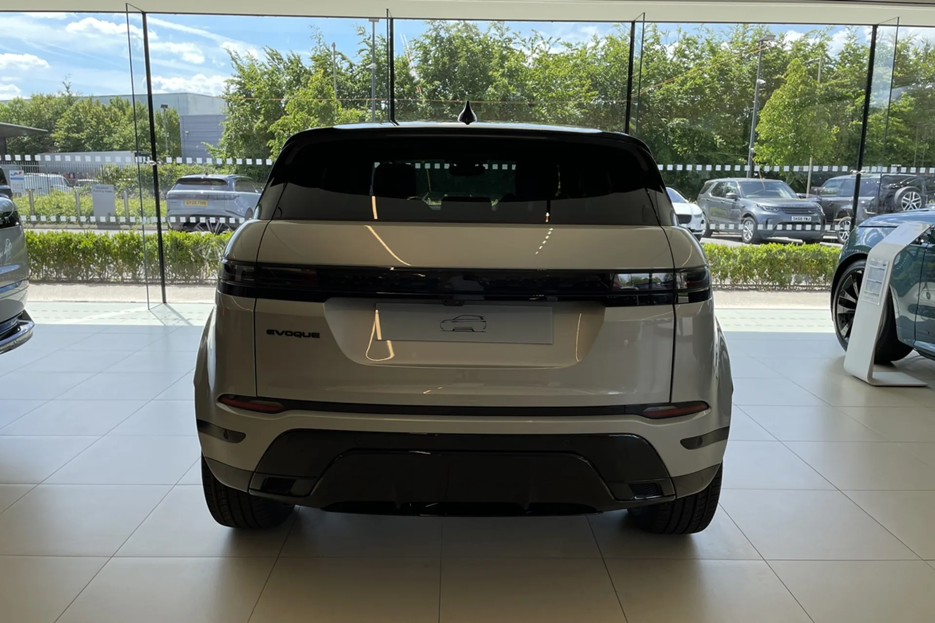 LAND ROVER RANGE ROVER EVOQUE thumbnail image number 8