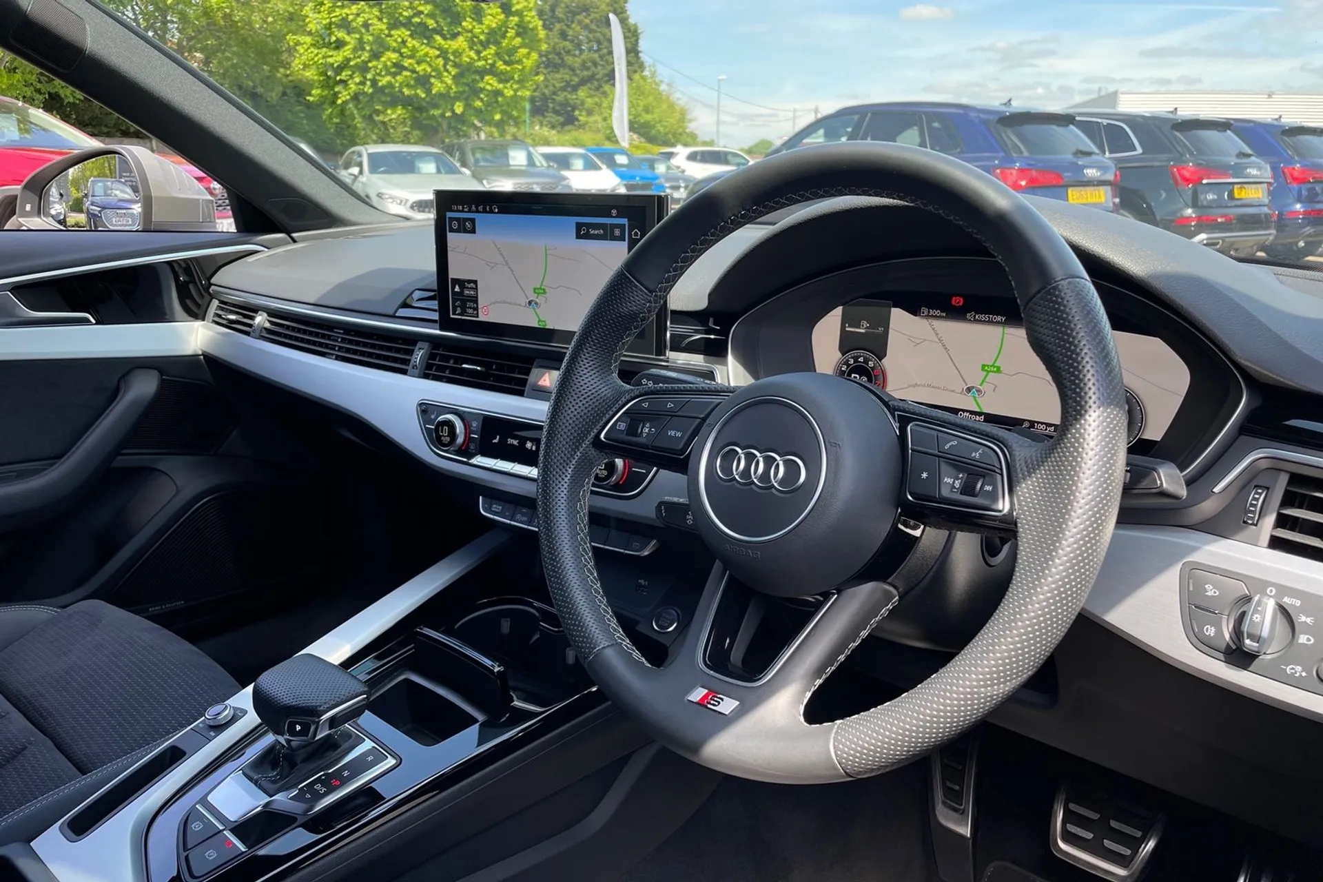 Audi A4 thumbnail image number 26