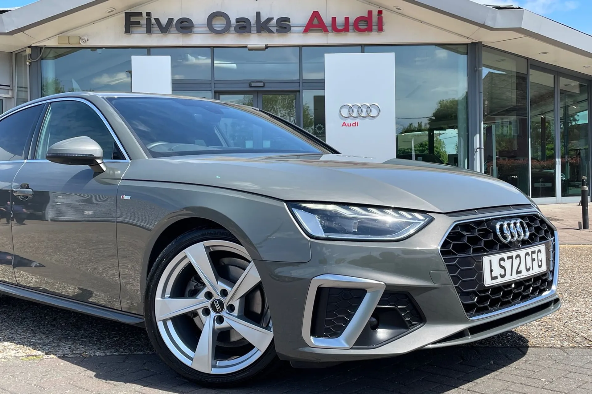 Audi A4 thumbnail image number 22