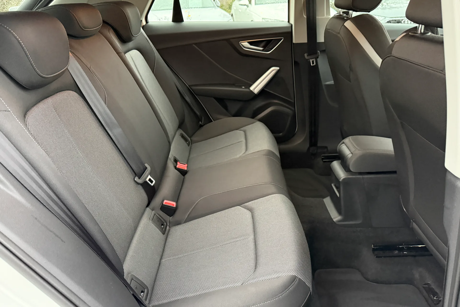 Audi Q2 thumbnail image number 36