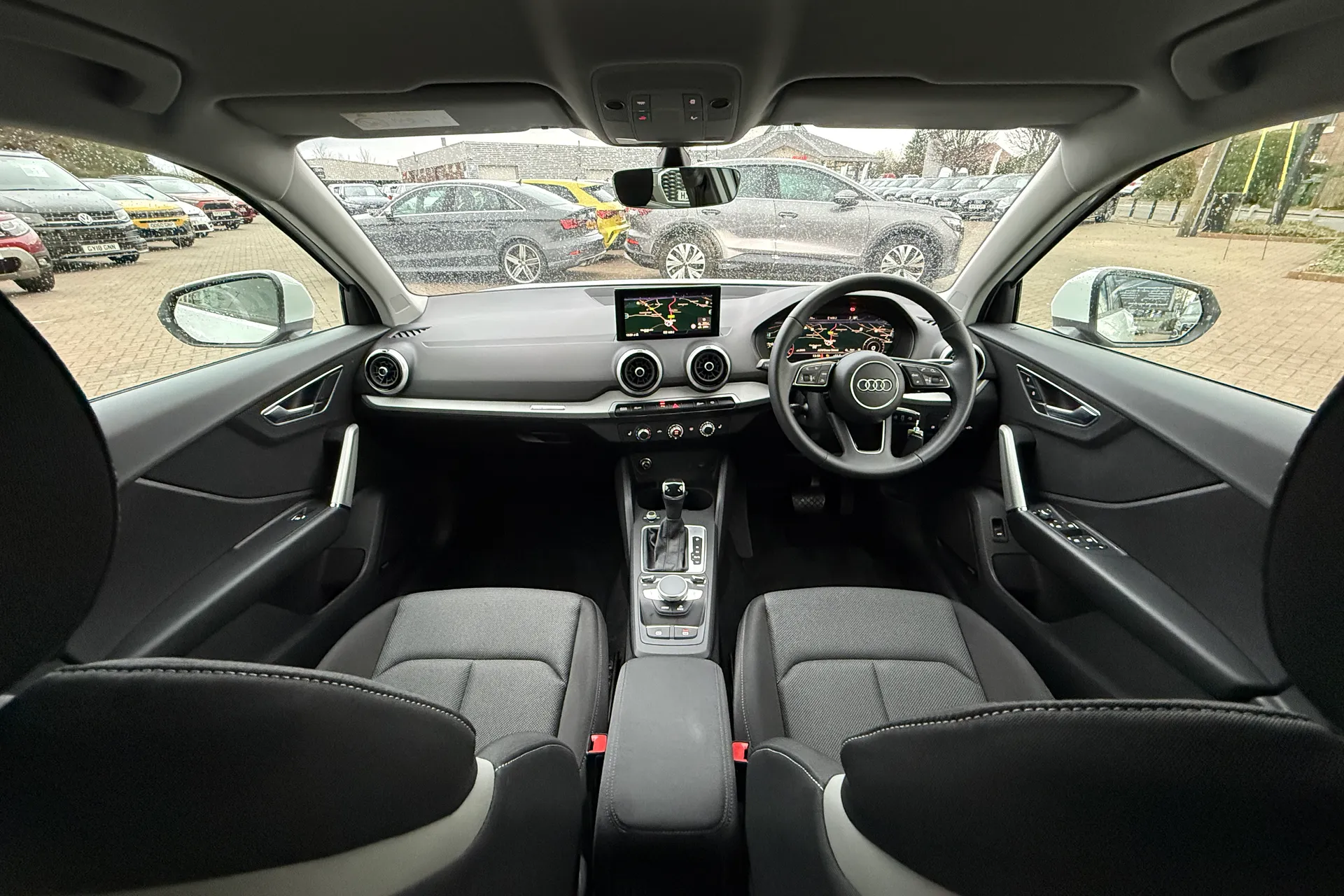 Audi Q2 thumbnail image number 3