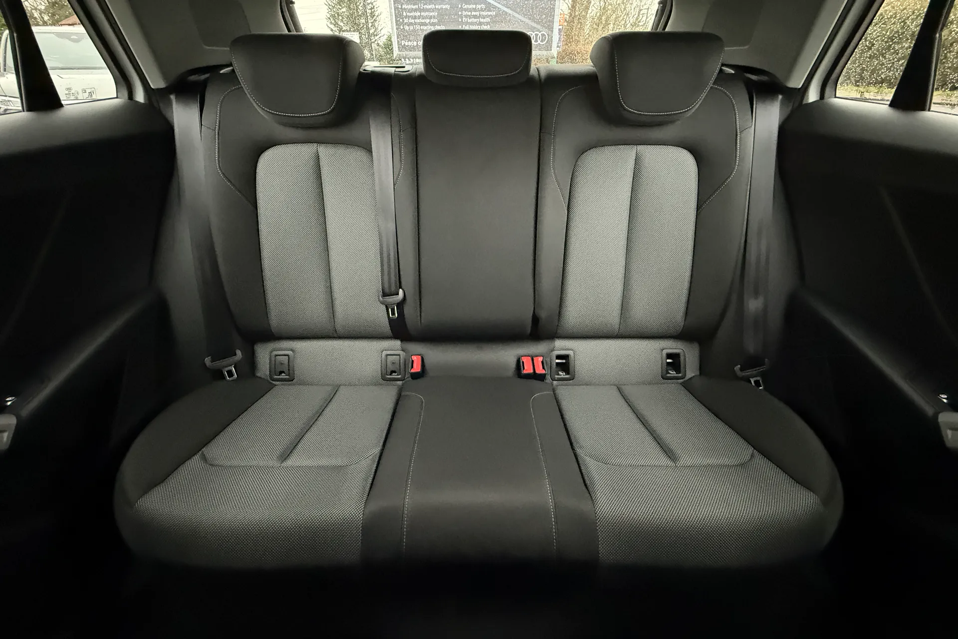 Audi Q2 thumbnail image number 29