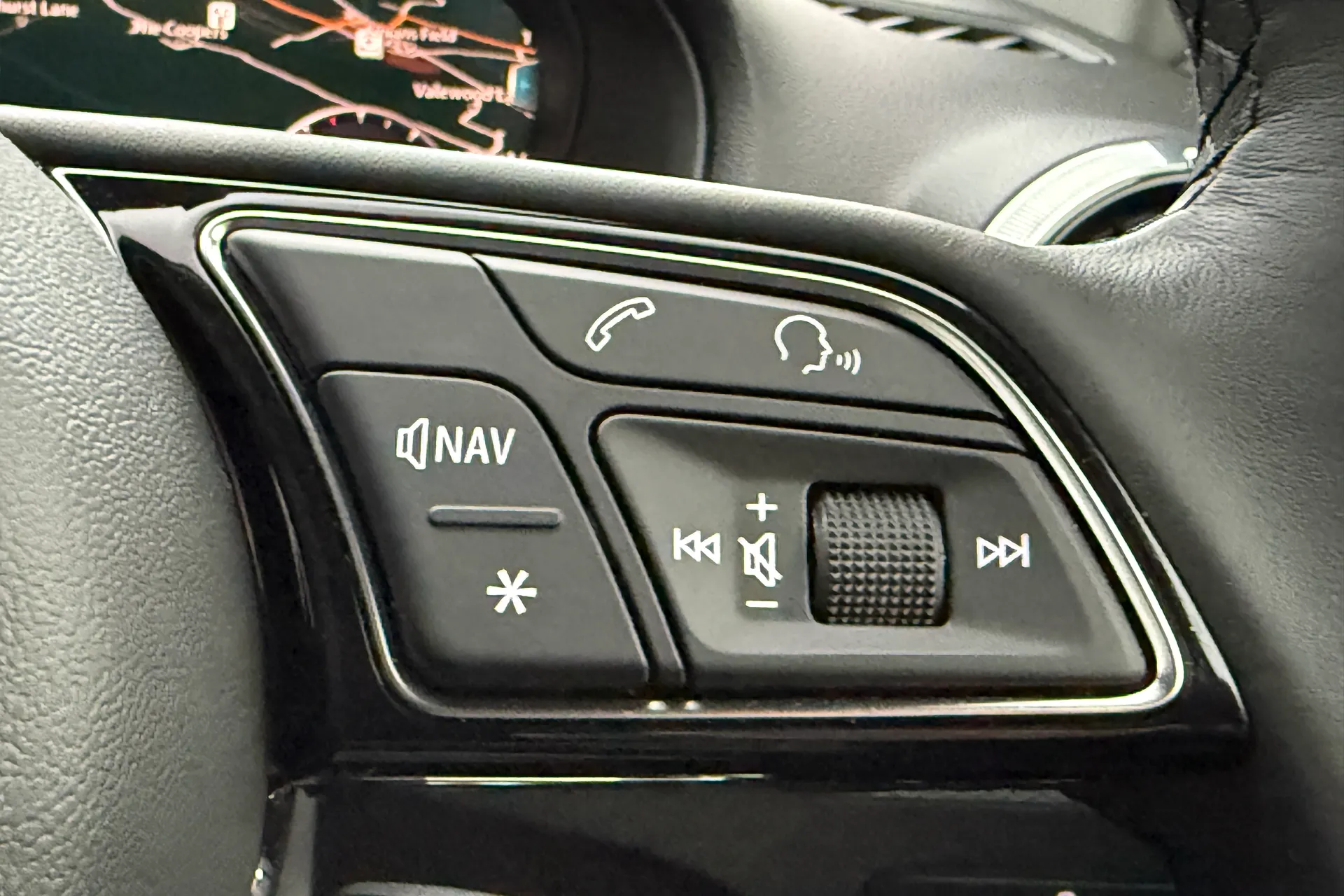 Audi Q2 thumbnail image number 17