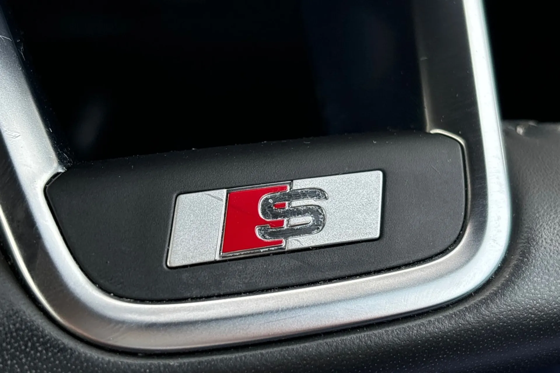 Audi TT thumbnail image number 46