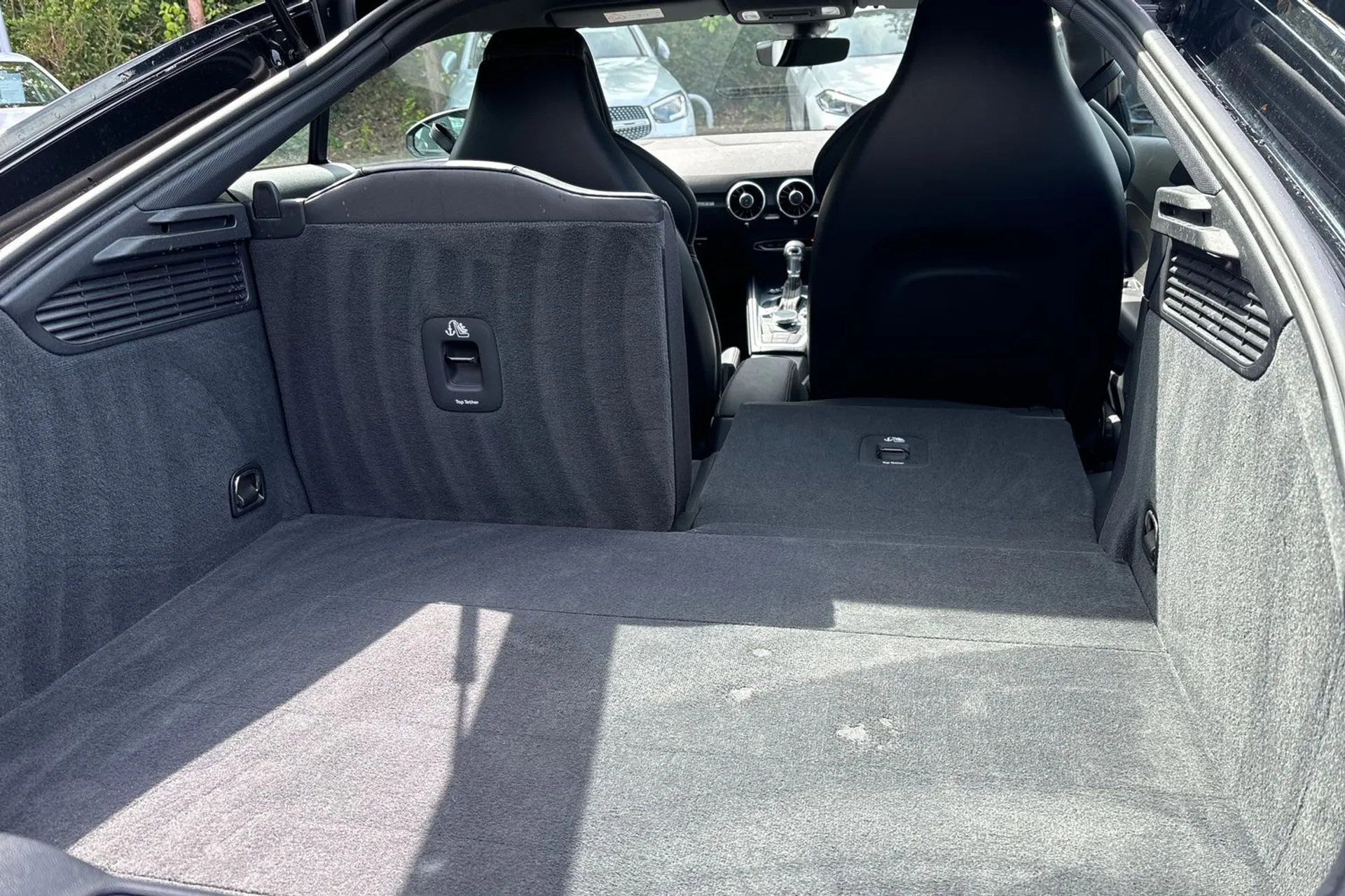 Audi TT thumbnail image number 19