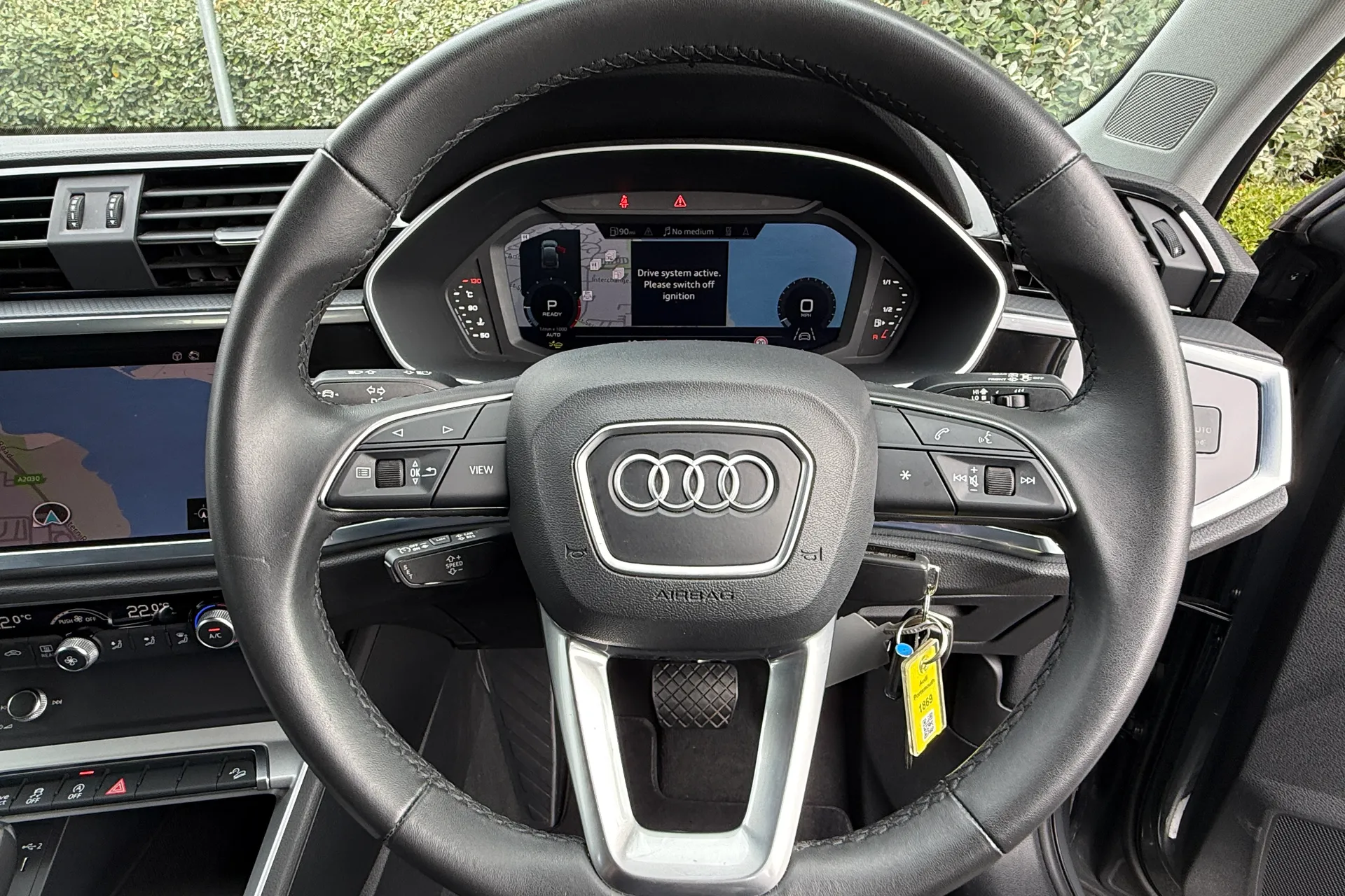 Audi Q3 thumbnail image number 21