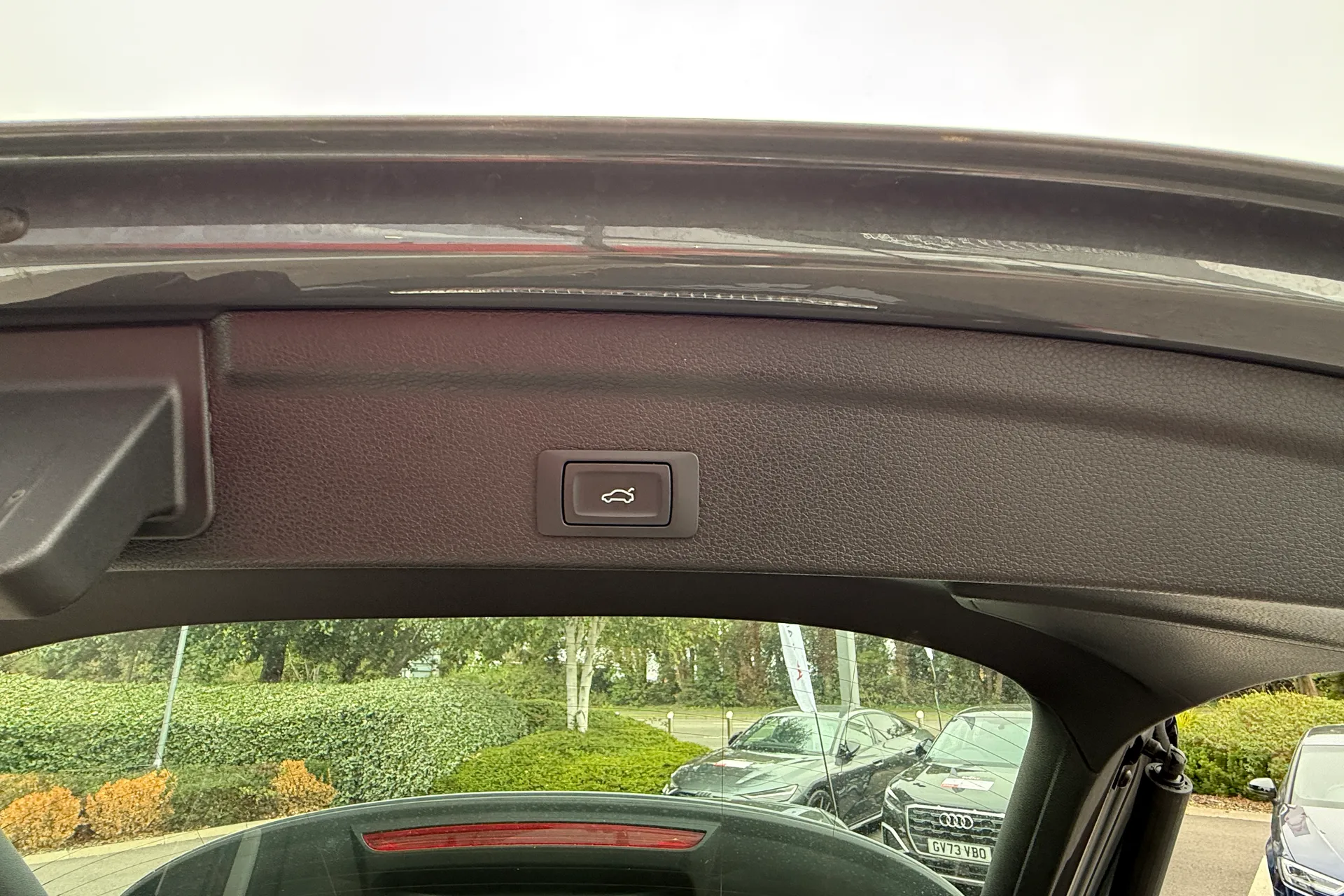 Audi Q3 thumbnail image number 32