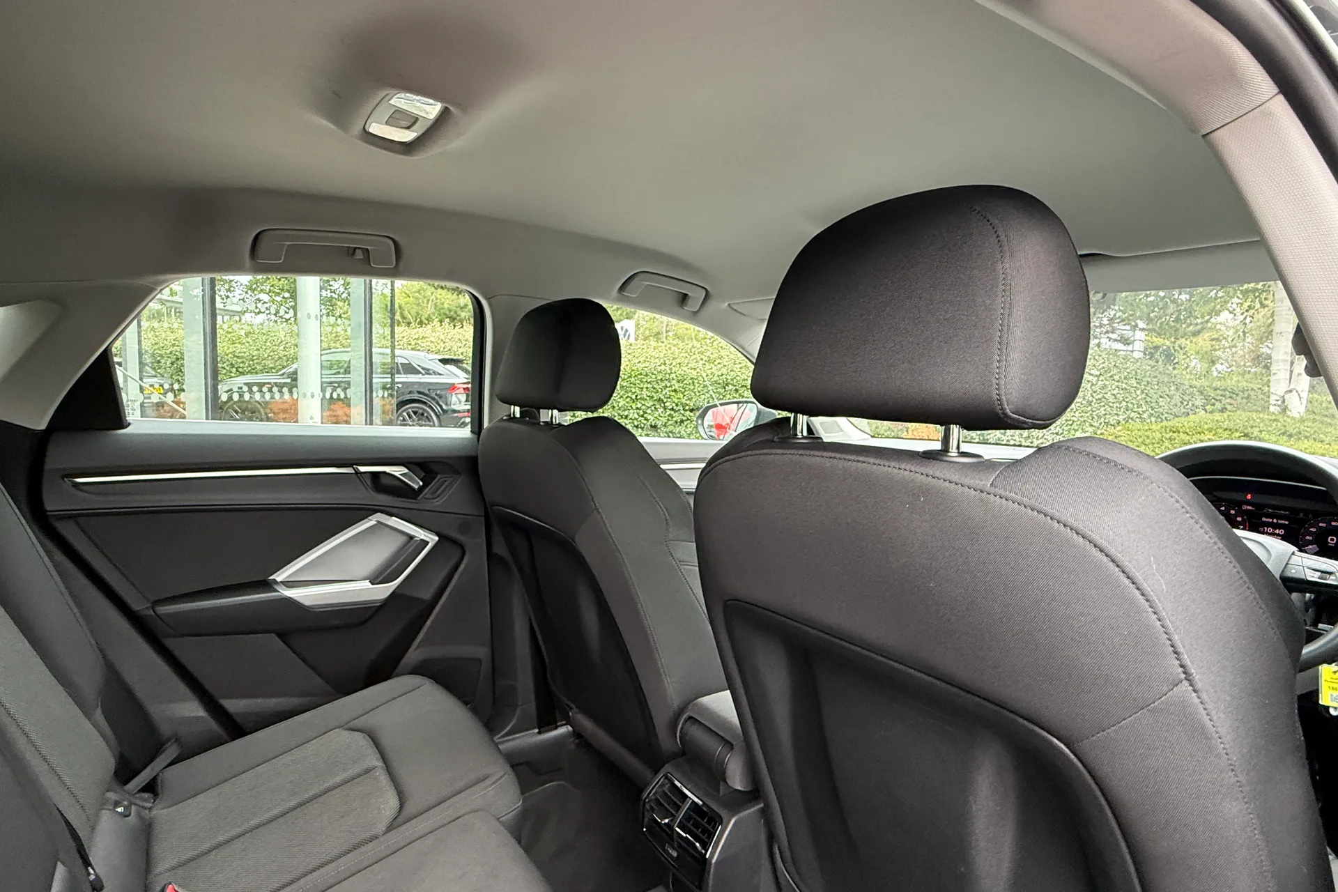 Audi Q3 thumbnail image number 34