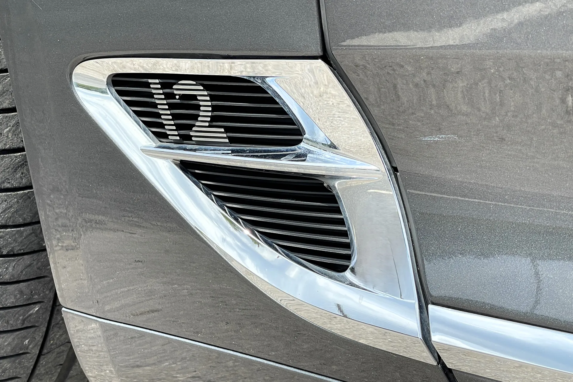 Bentley CONTINENTAL GT thumbnail image number 7