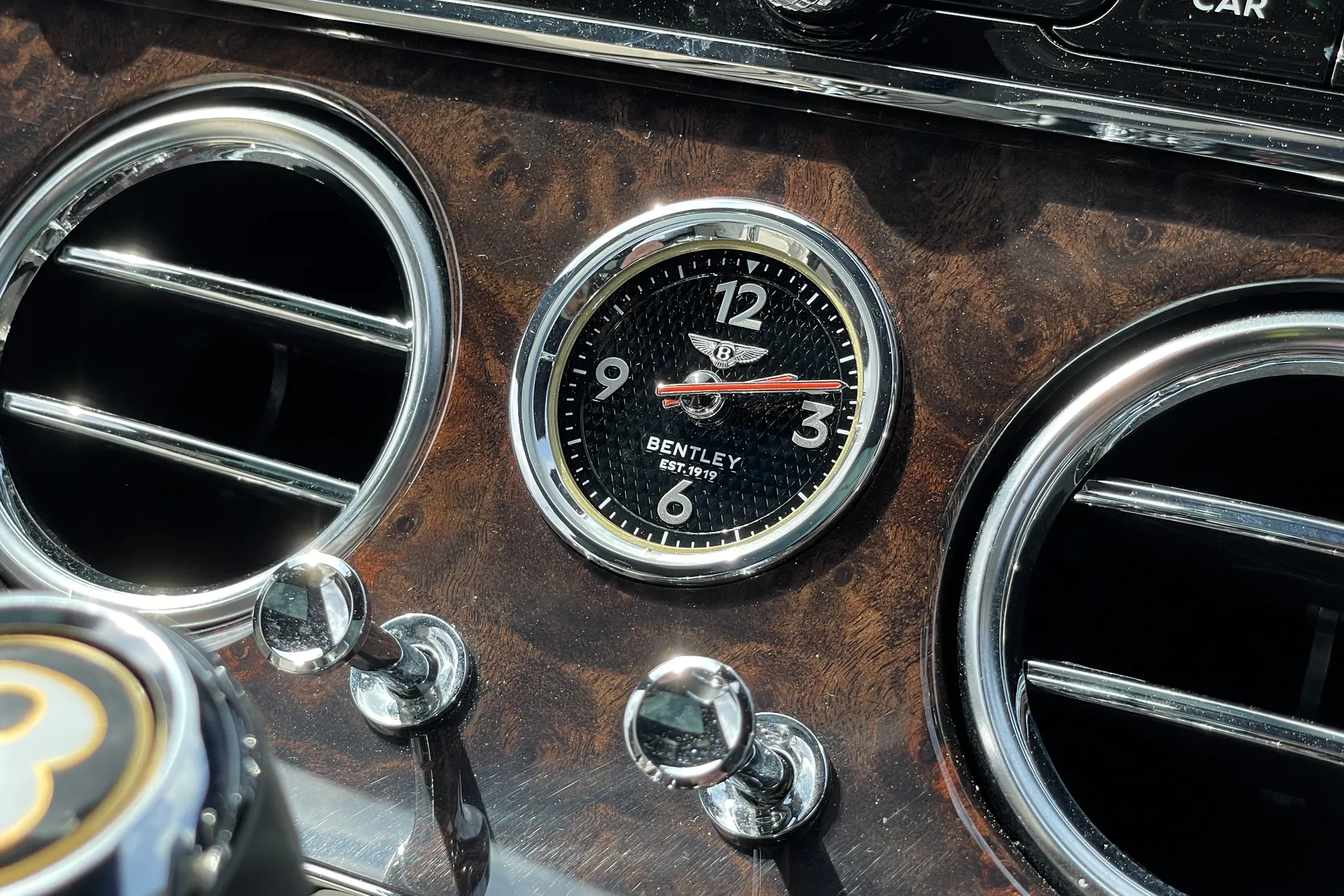 Bentley CONTINENTAL GT thumbnail image number 45