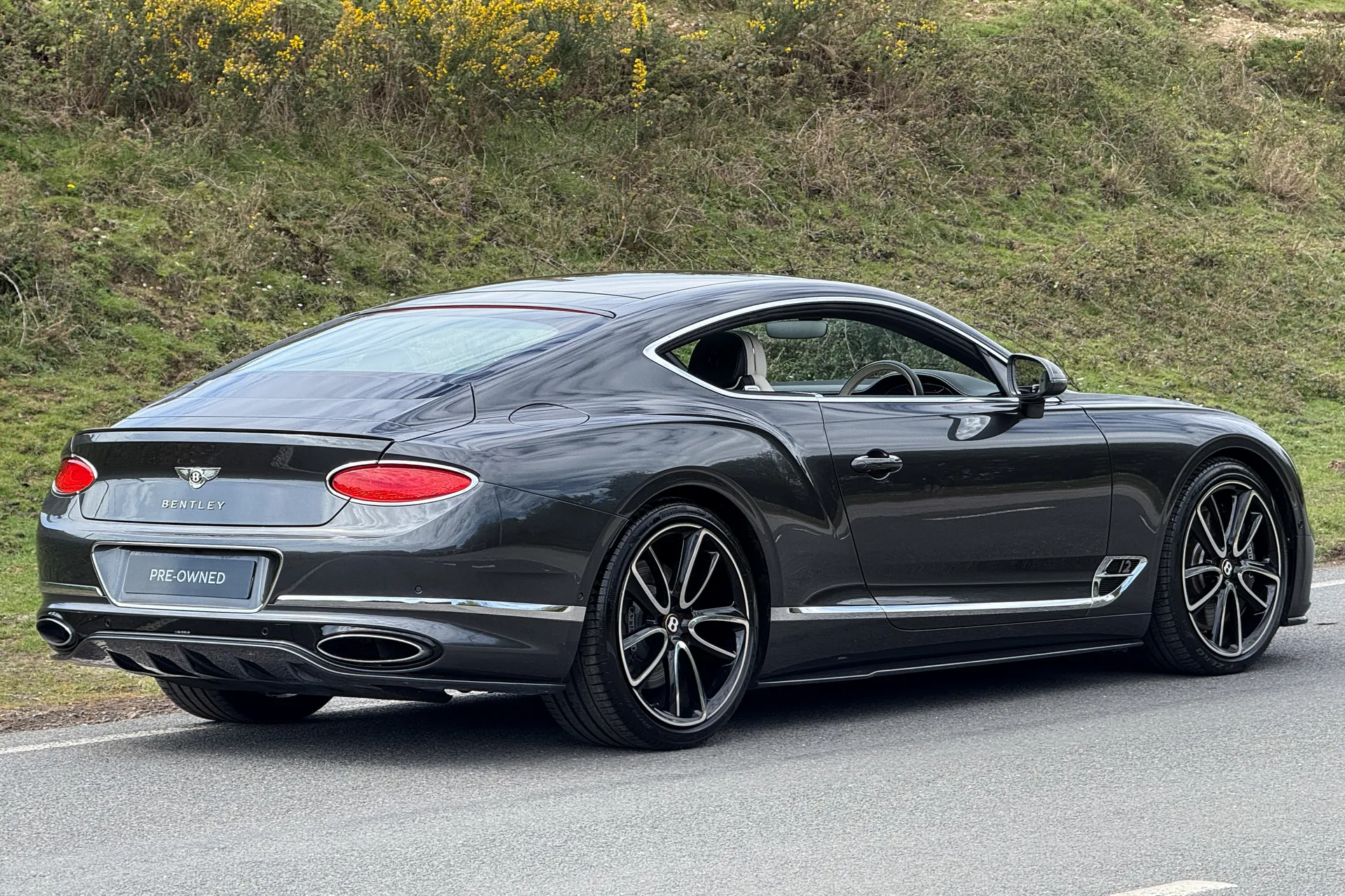 Bentley CONTINENTAL GT thumbnail image number 9