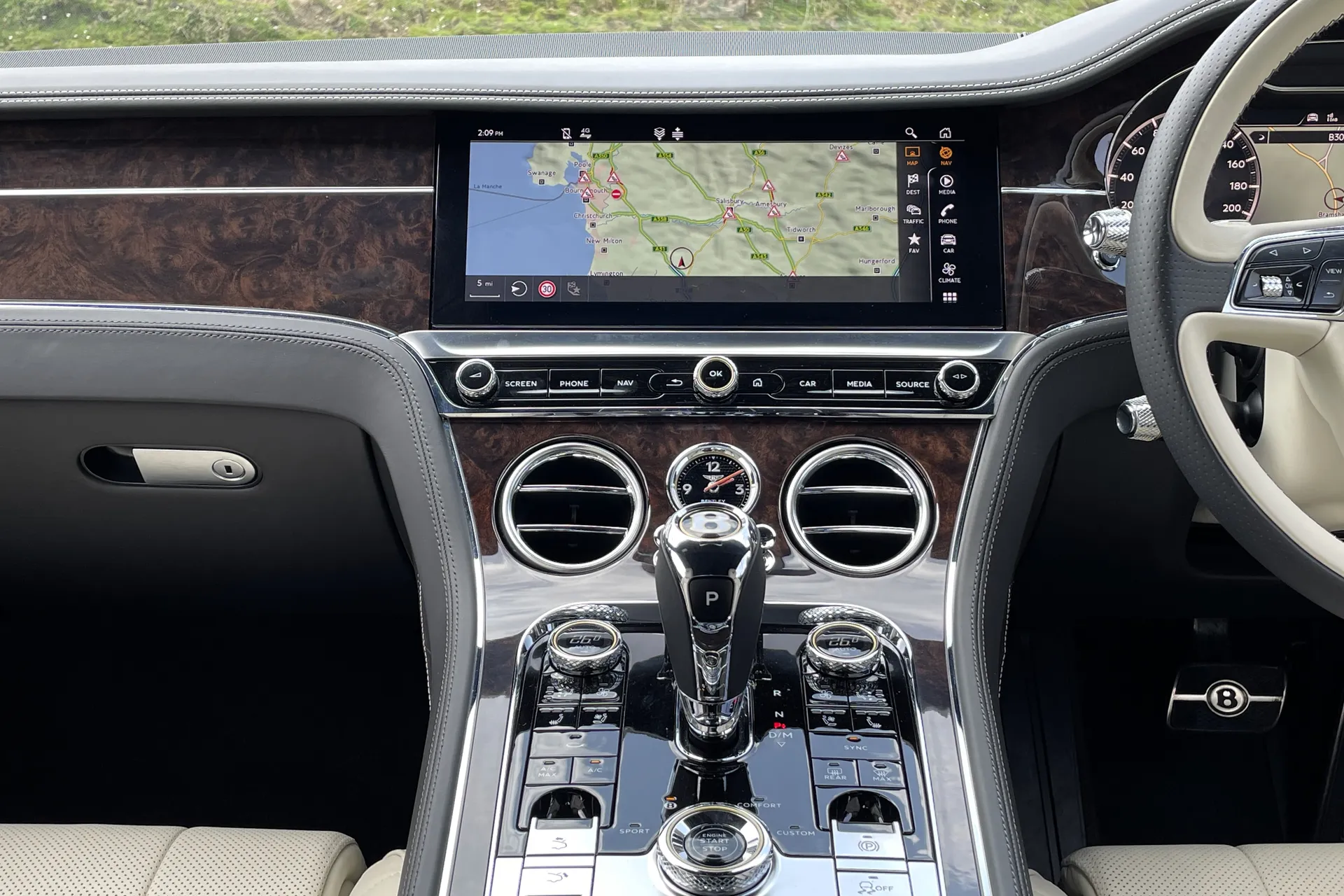 Bentley CONTINENTAL GT thumbnail image number 31