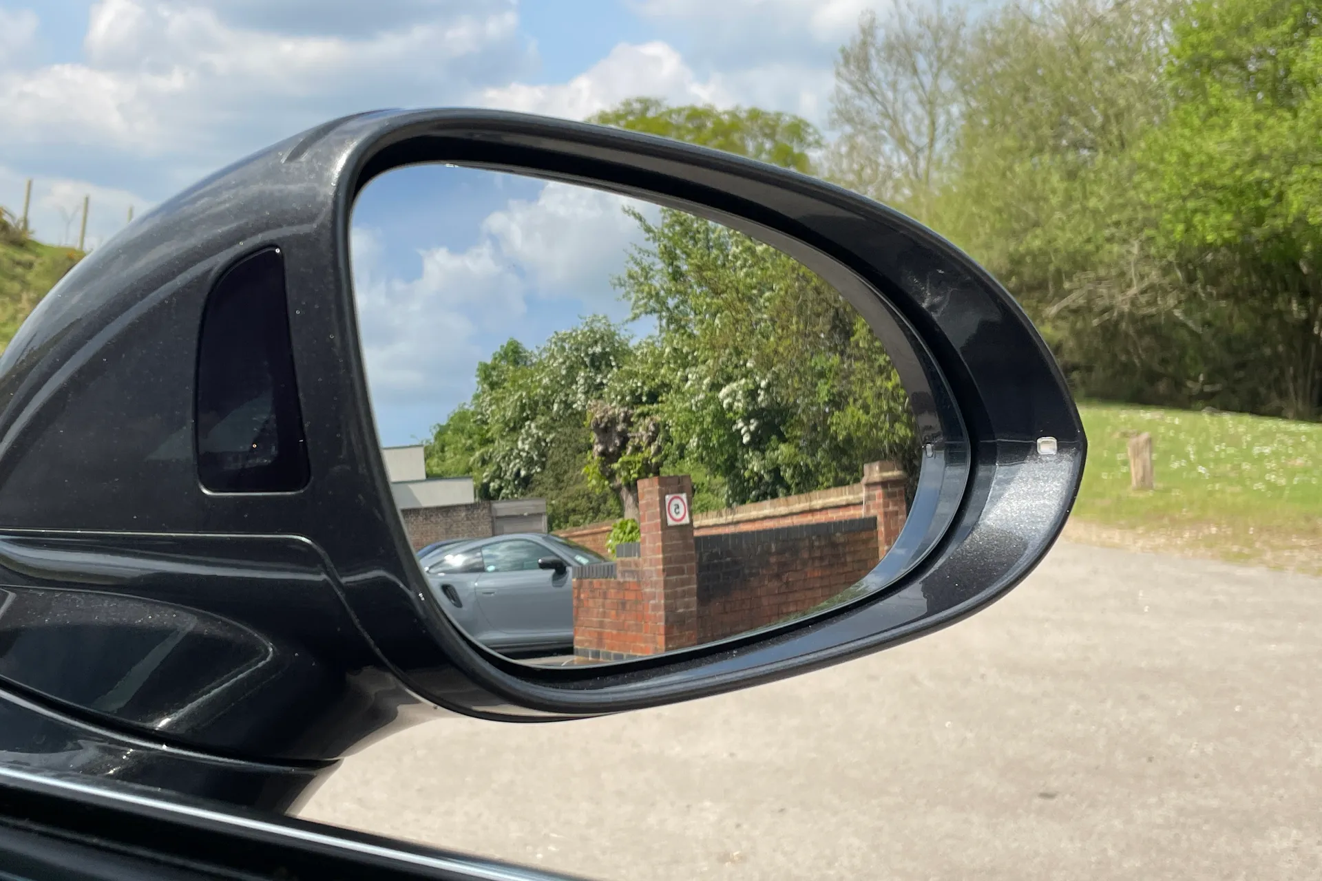 Bentley CONTINENTAL GT thumbnail image number 50