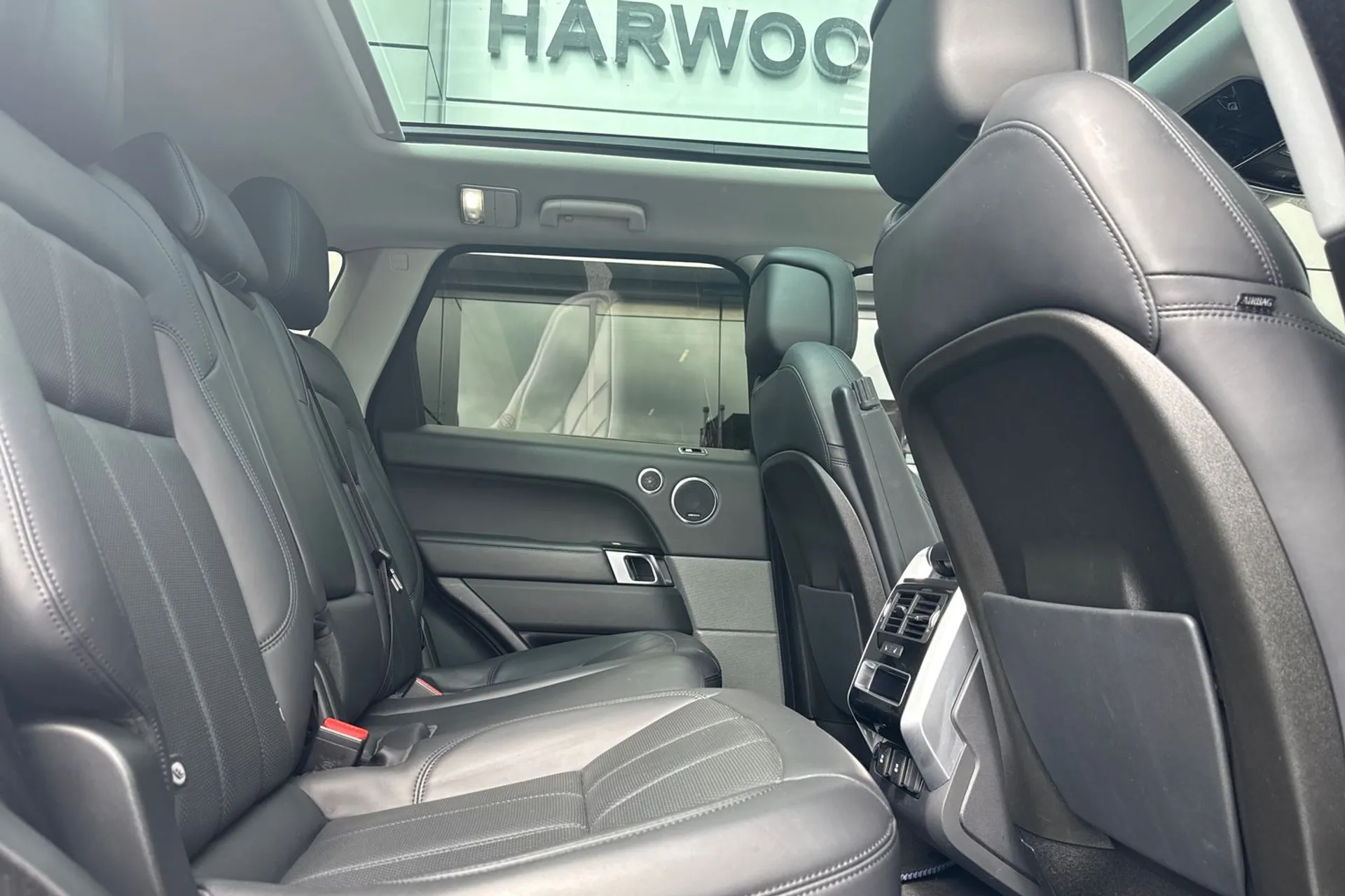 LAND ROVER RANGE ROVER SPORT thumbnail image number 28