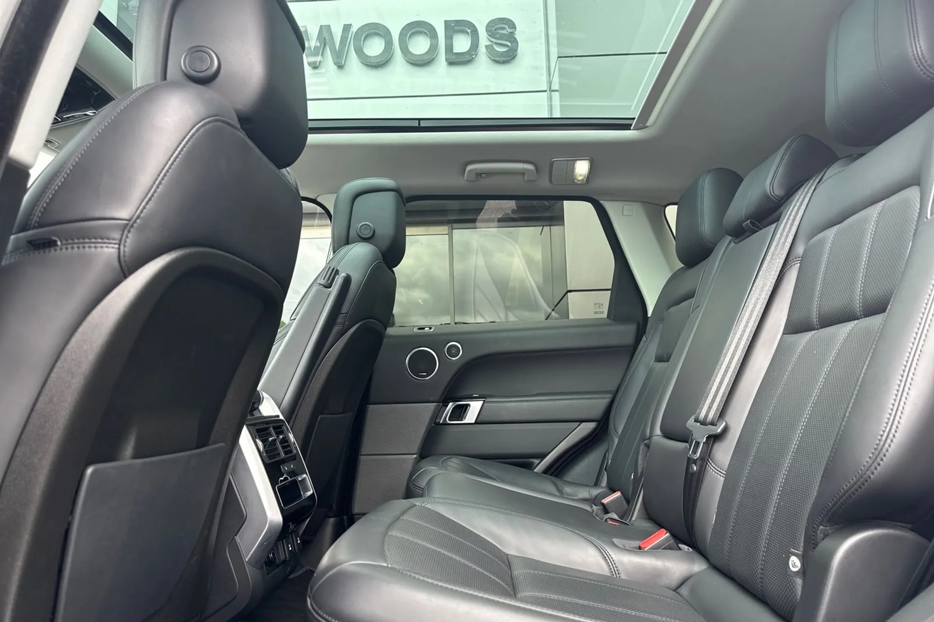 LAND ROVER RANGE ROVER SPORT thumbnail image number 42