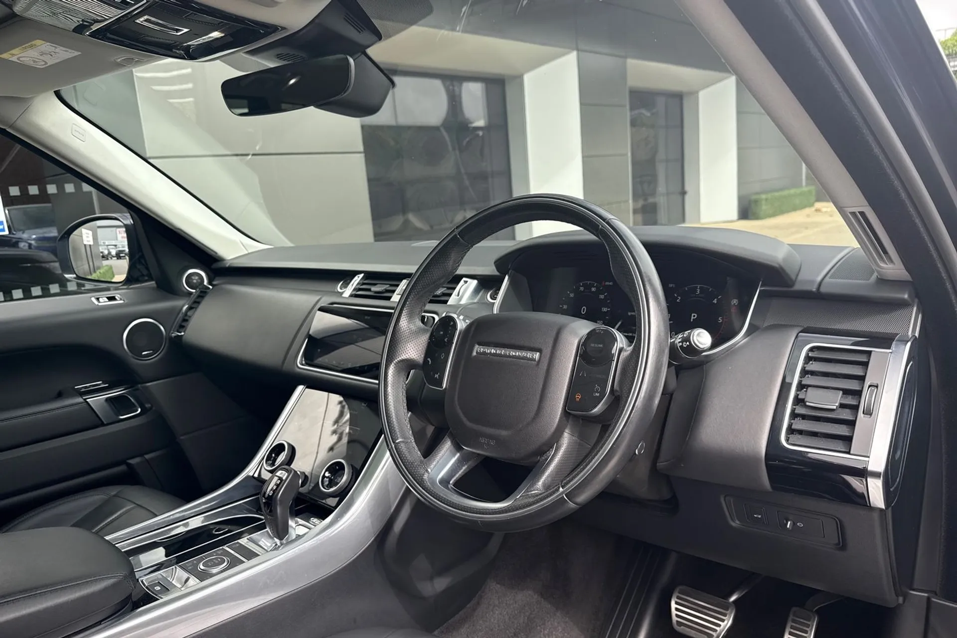 LAND ROVER RANGE ROVER SPORT thumbnail image number 14