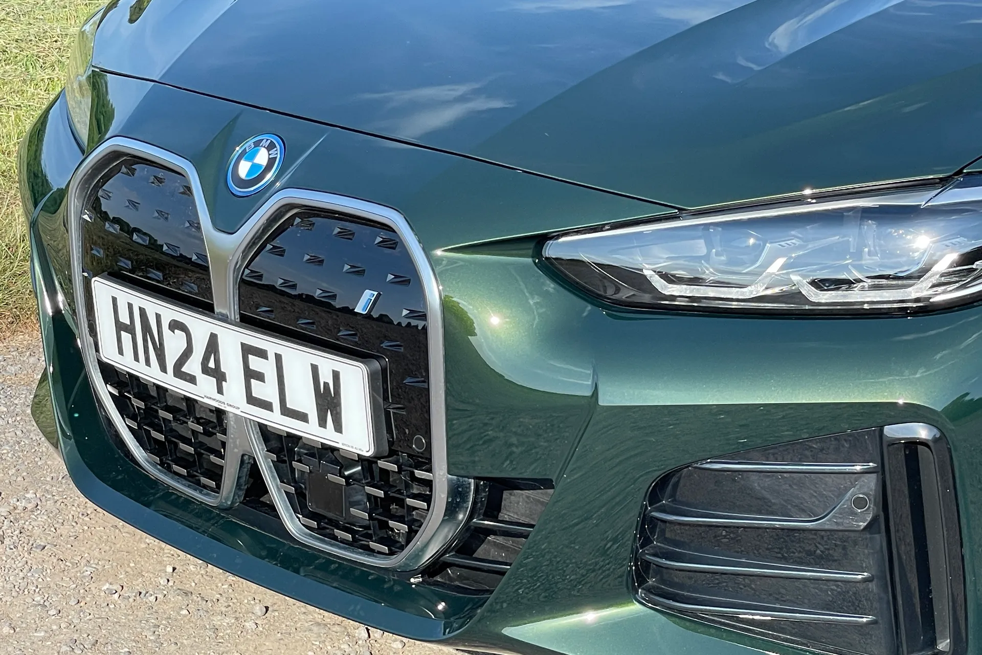 BMW I4 thumbnail image number 48