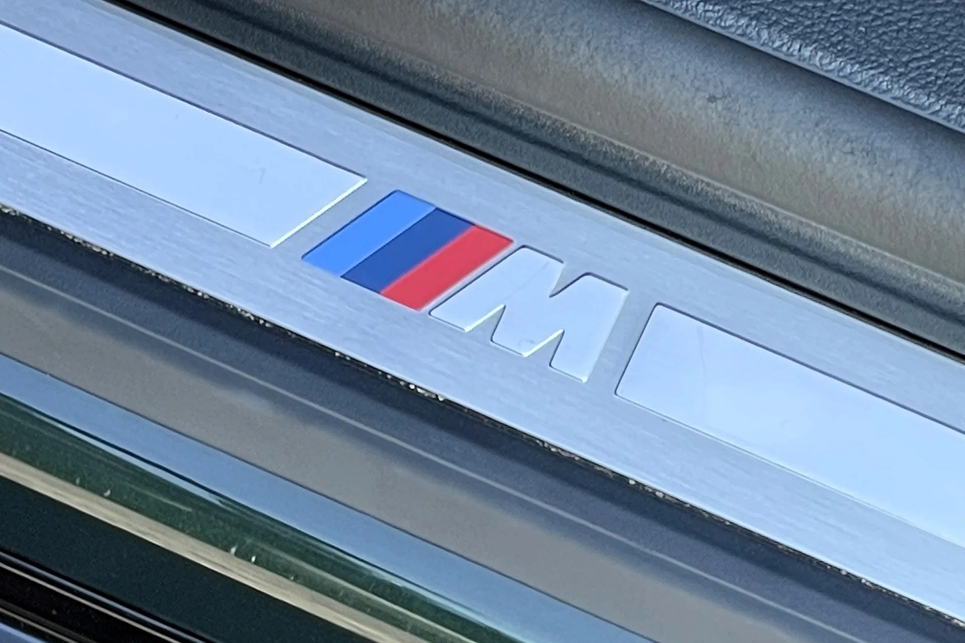 BMW I4 thumbnail image number 26